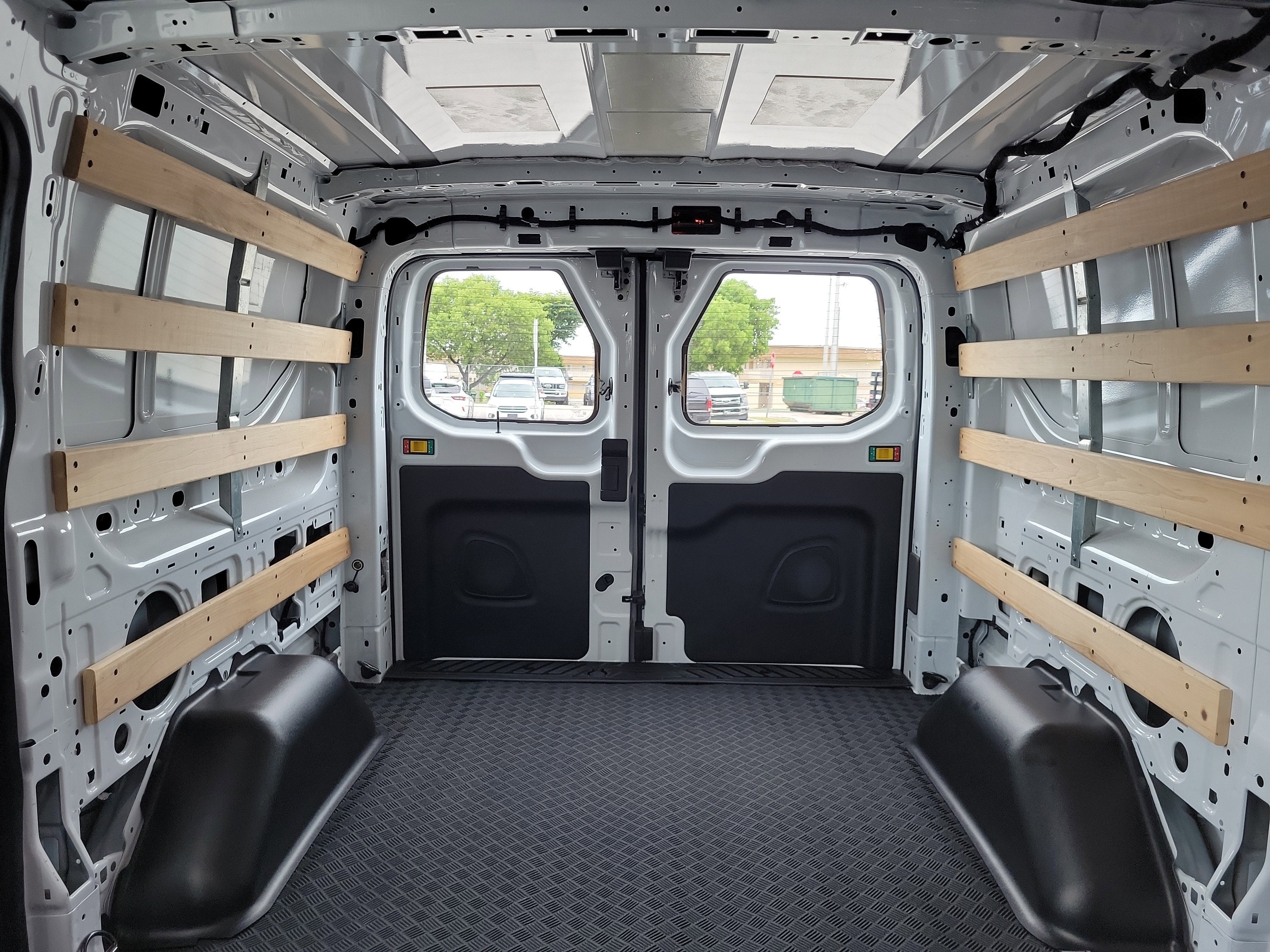 2025 Ford Transit Cargo Van Base