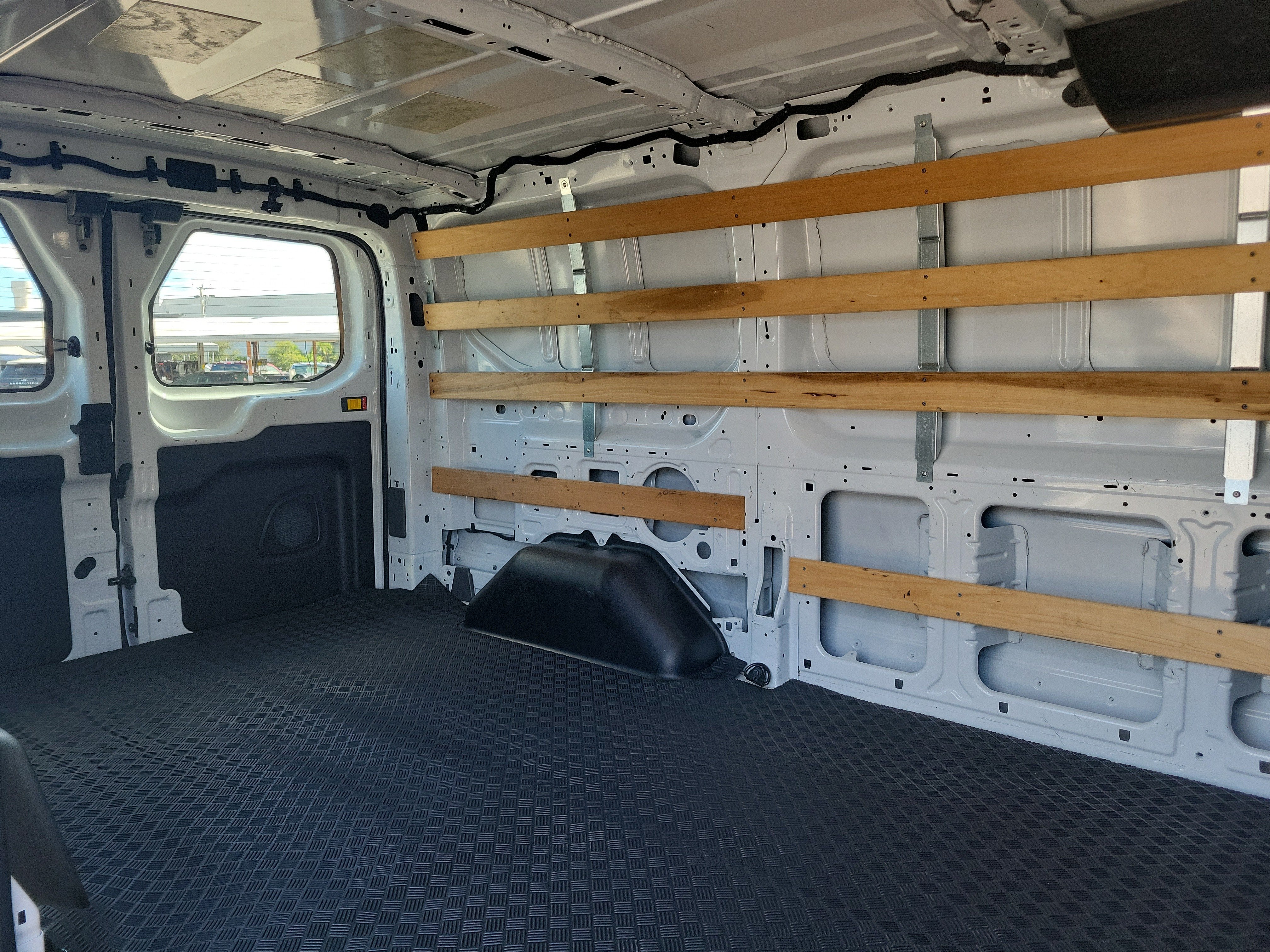 2025 Ford Transit Cargo Van Base