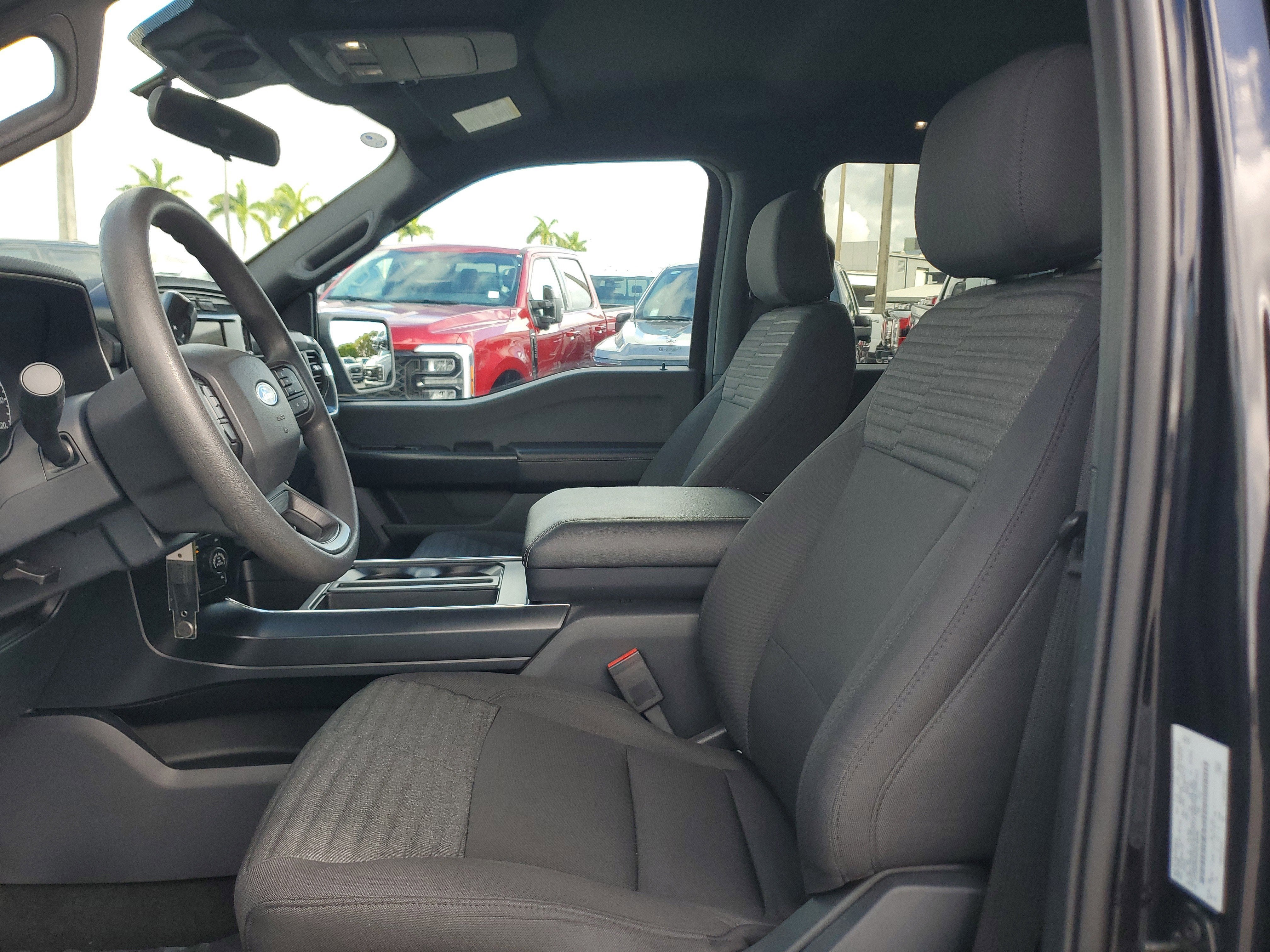 2023 Ford F-150 XL 4WD