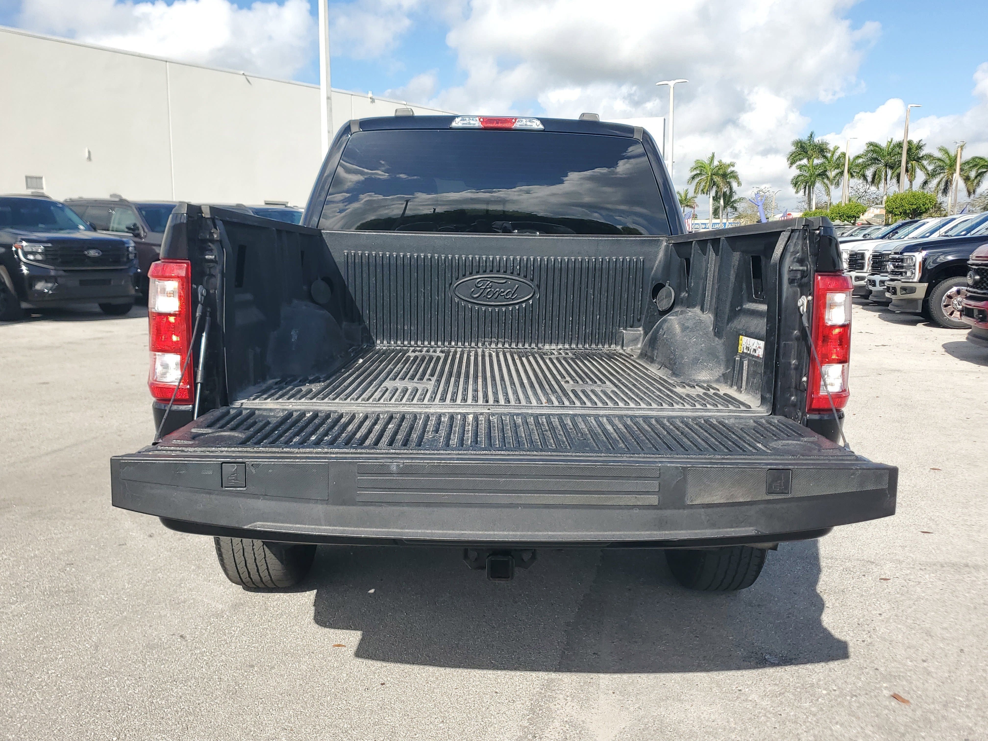 2023 Ford F-150 XL 4WD