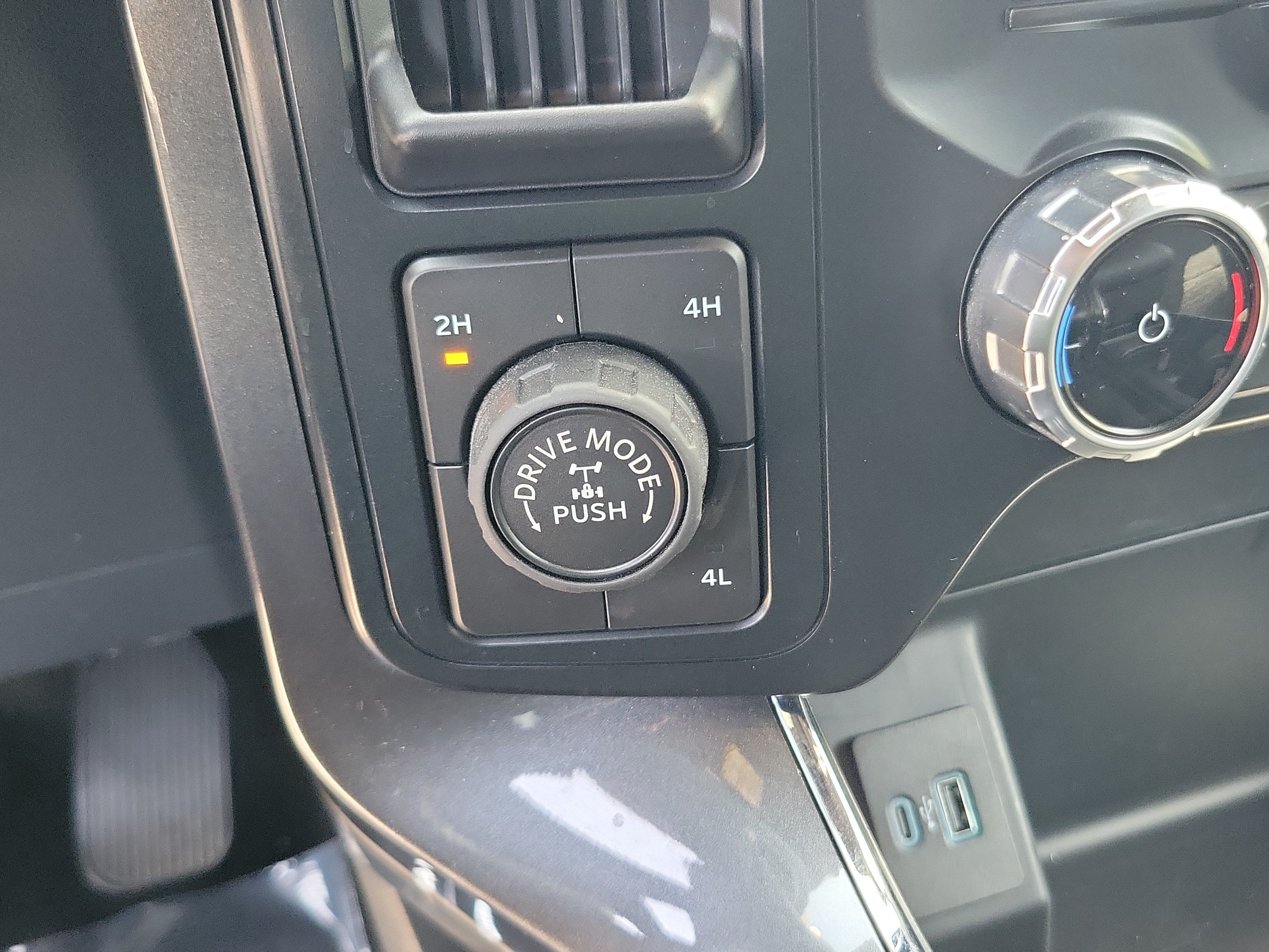 2023 Ford F-150 XLT 4WD