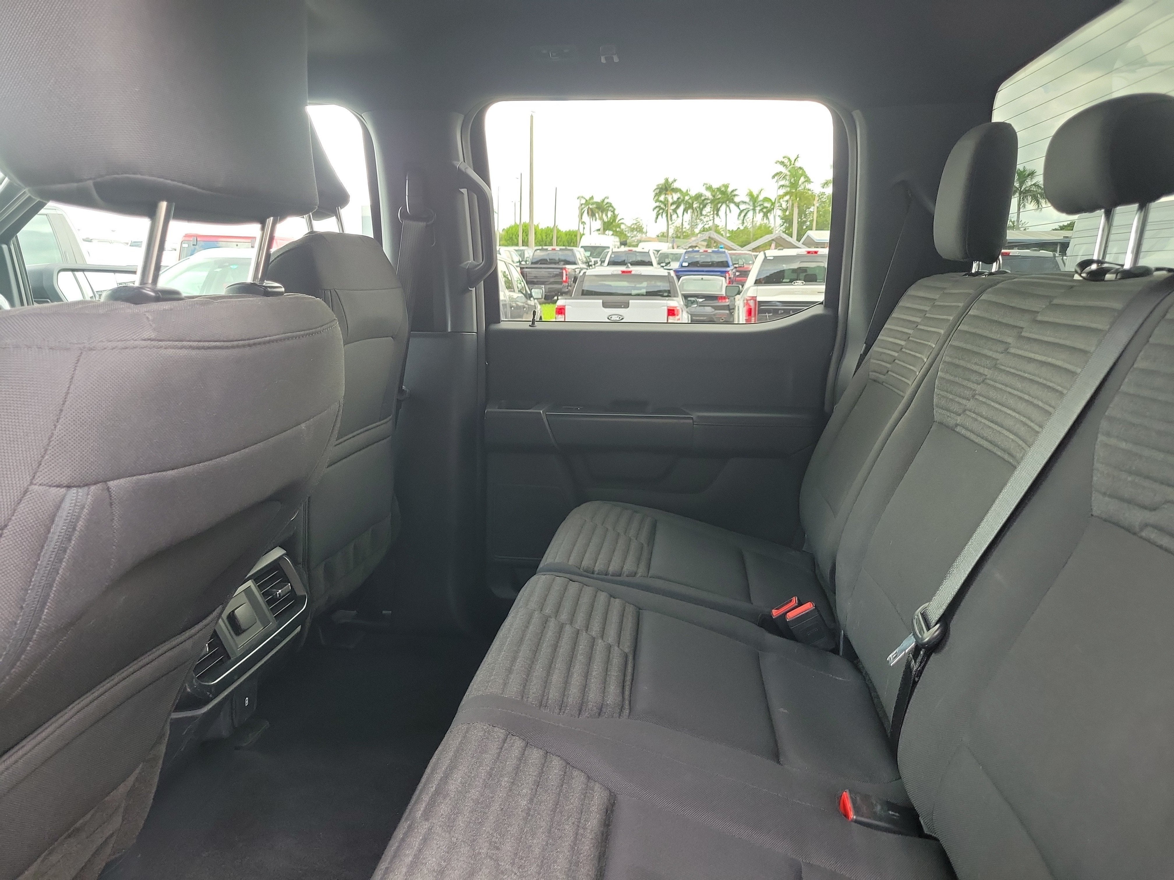 2023 Ford F-150 XL 4WD