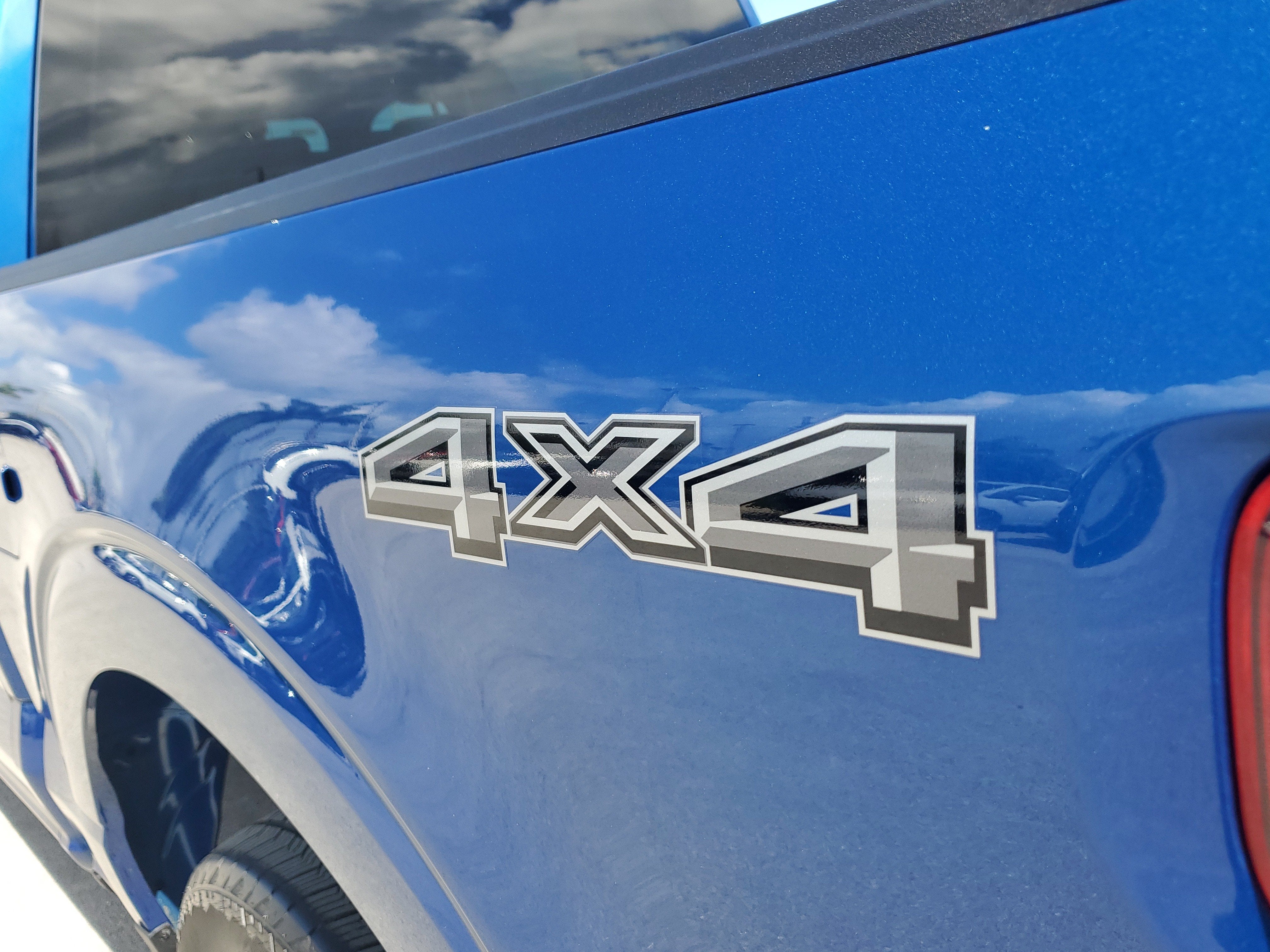 2025 Ford F-150 STX 4WD
