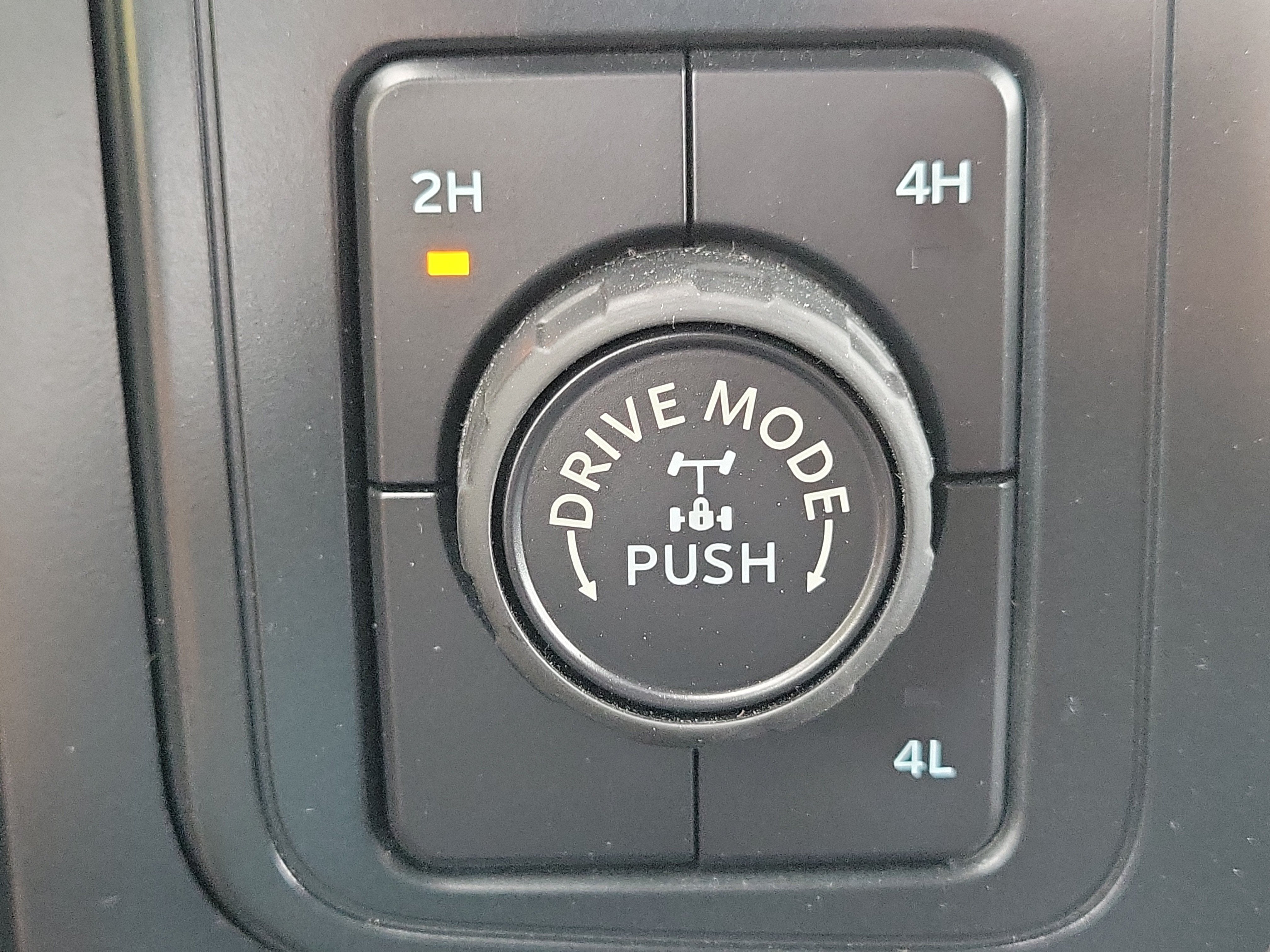 2025 Ford F-150 STX 4WD