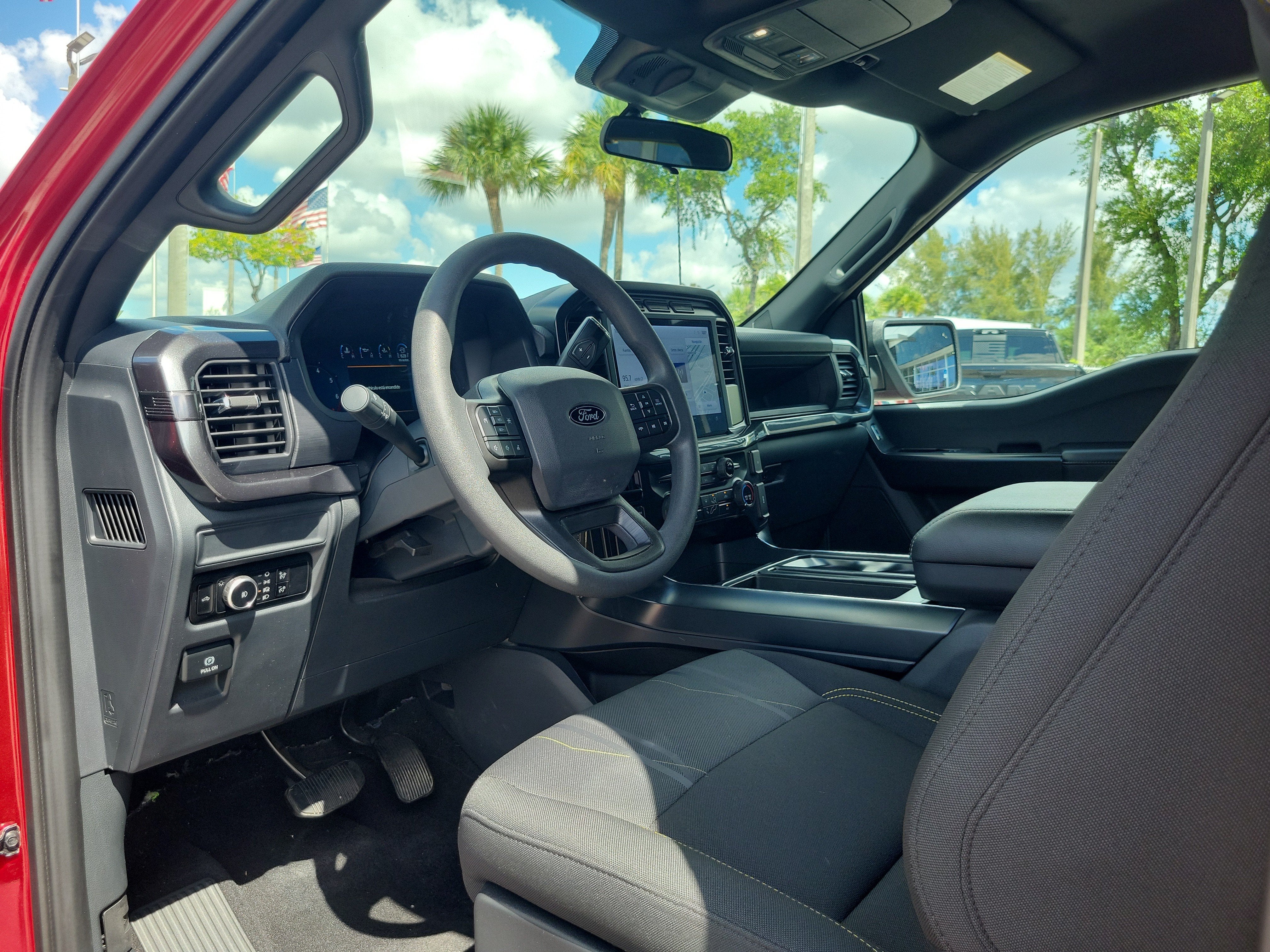 2024 Ford F-150 STX 4WD