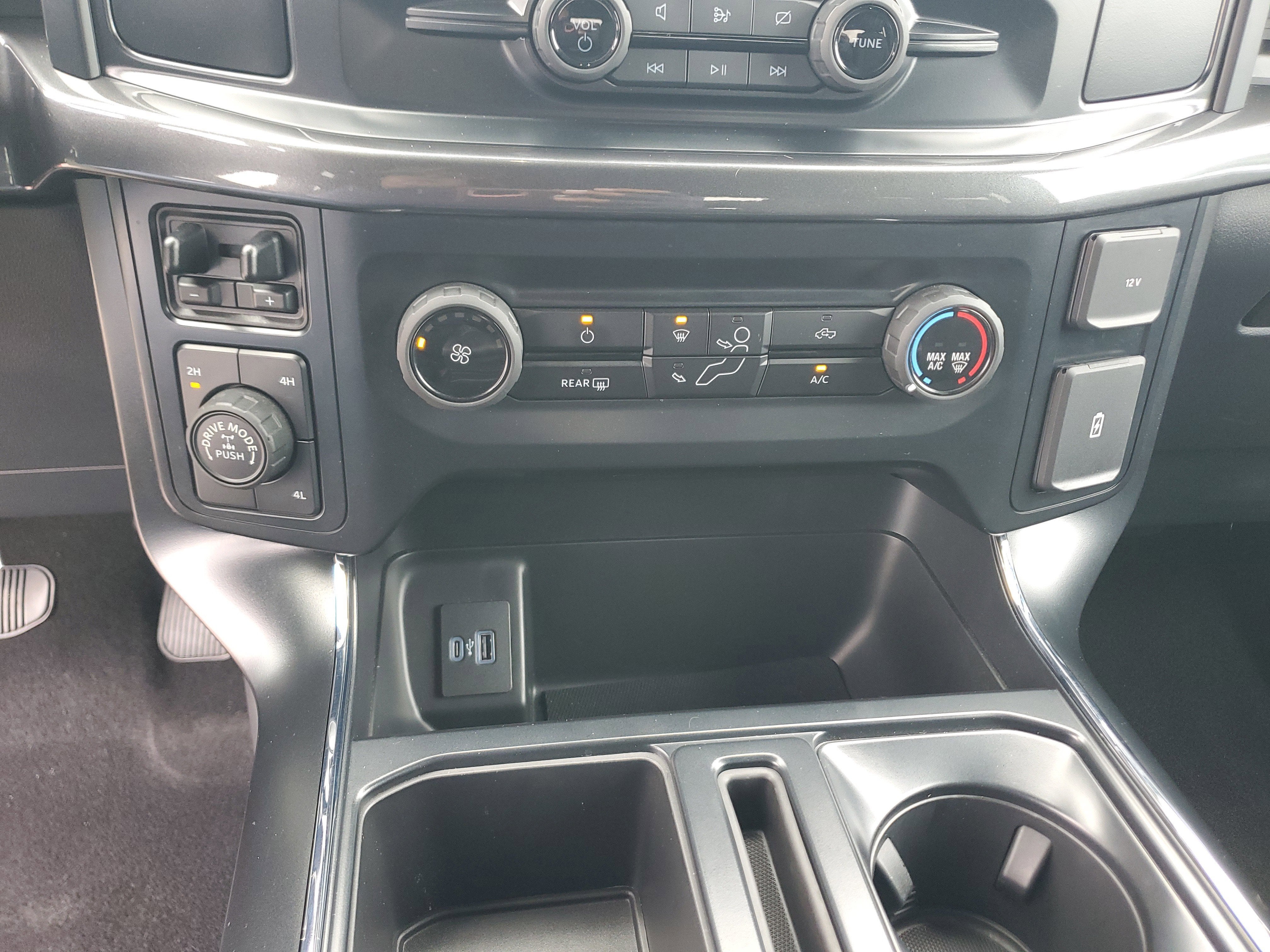 2023 Ford F-150 XL 4WD