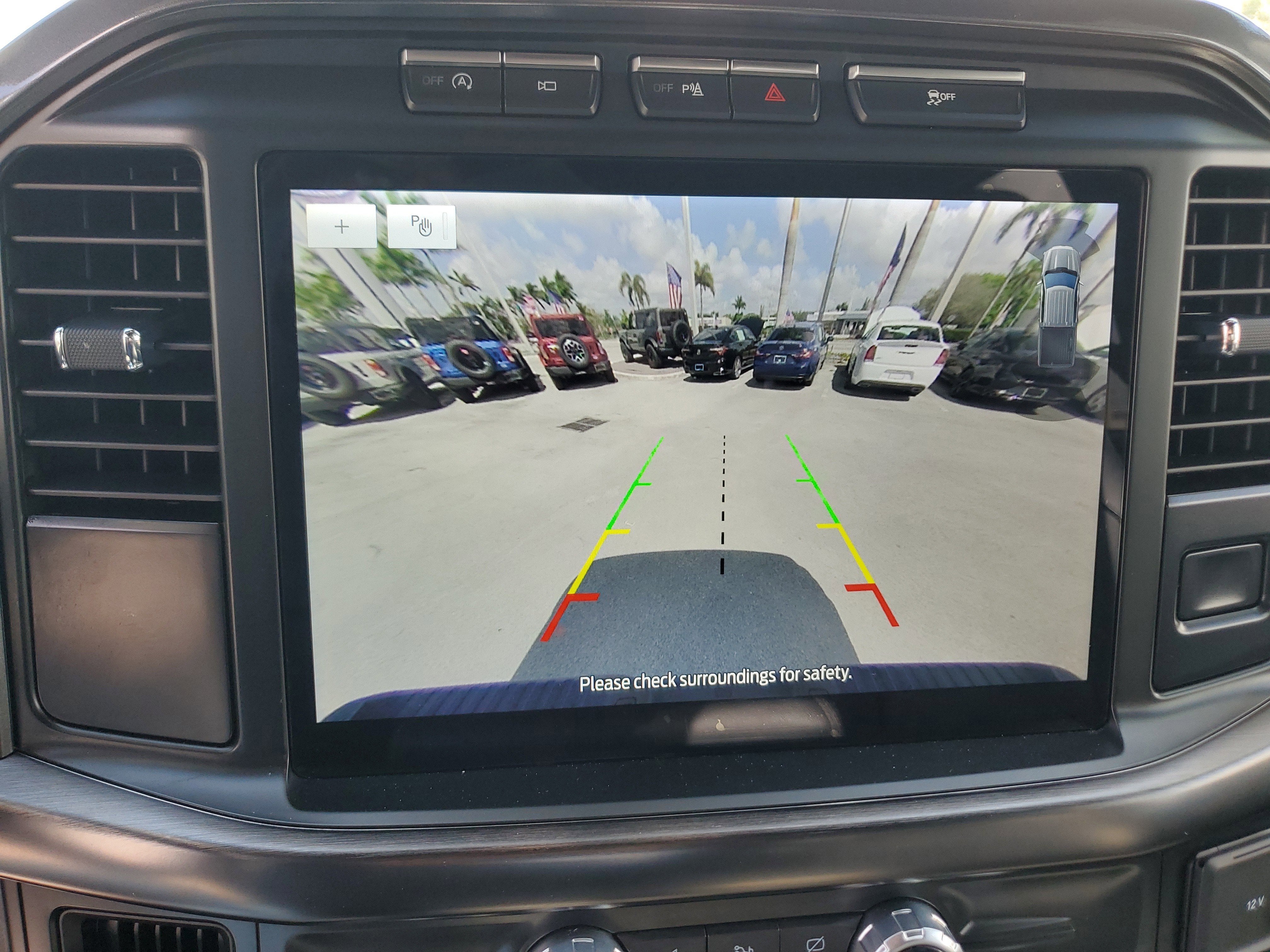 2023 Ford F-150 LARIAT 4WD