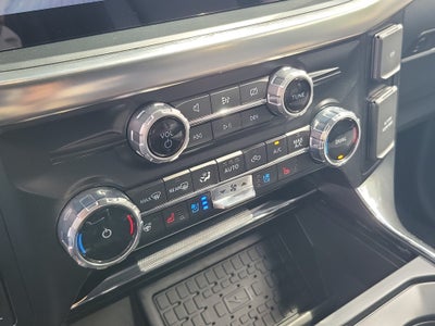 2023 Ford F-150 LARIAT 4WD