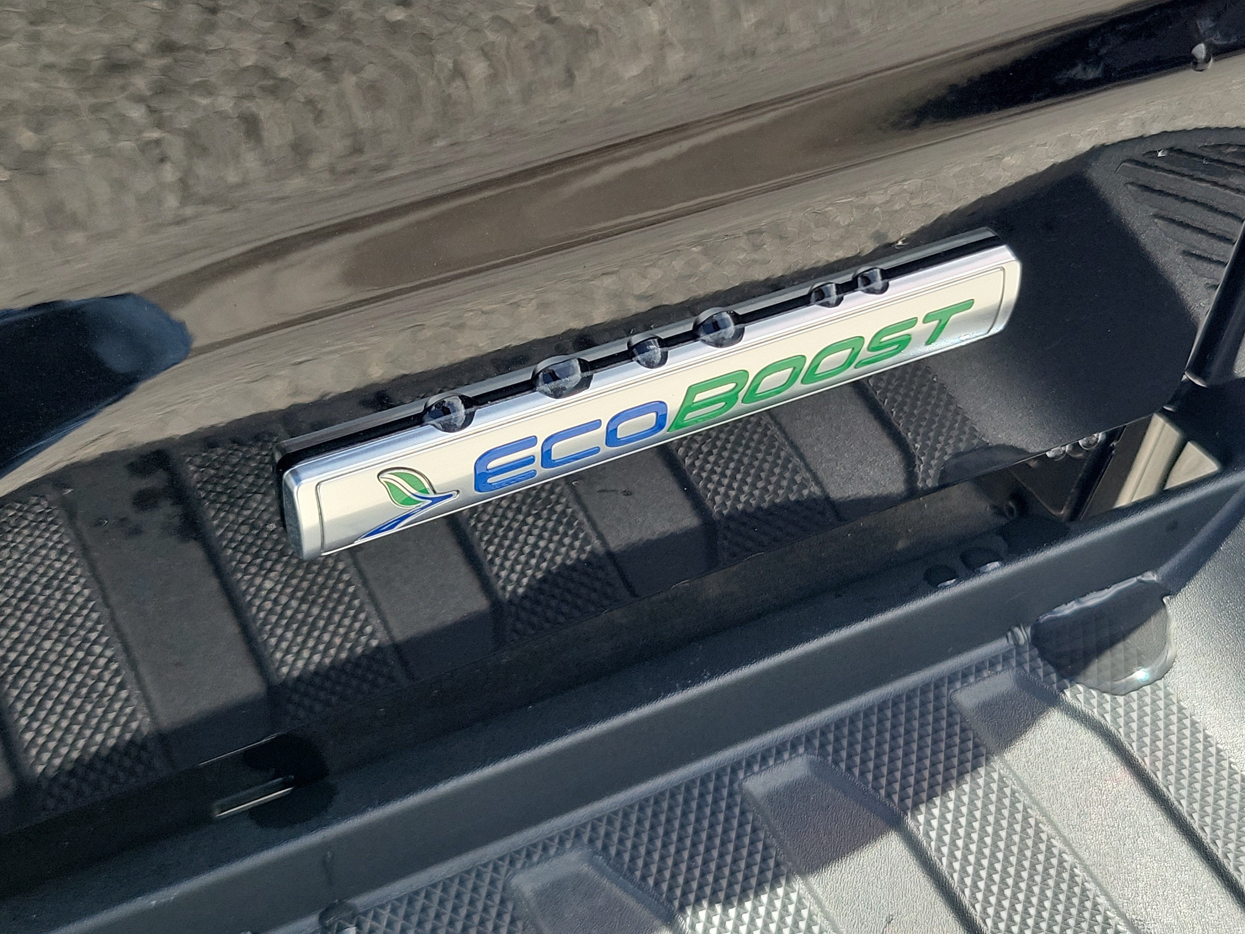2023 Ford F-150 LARIAT 4WD