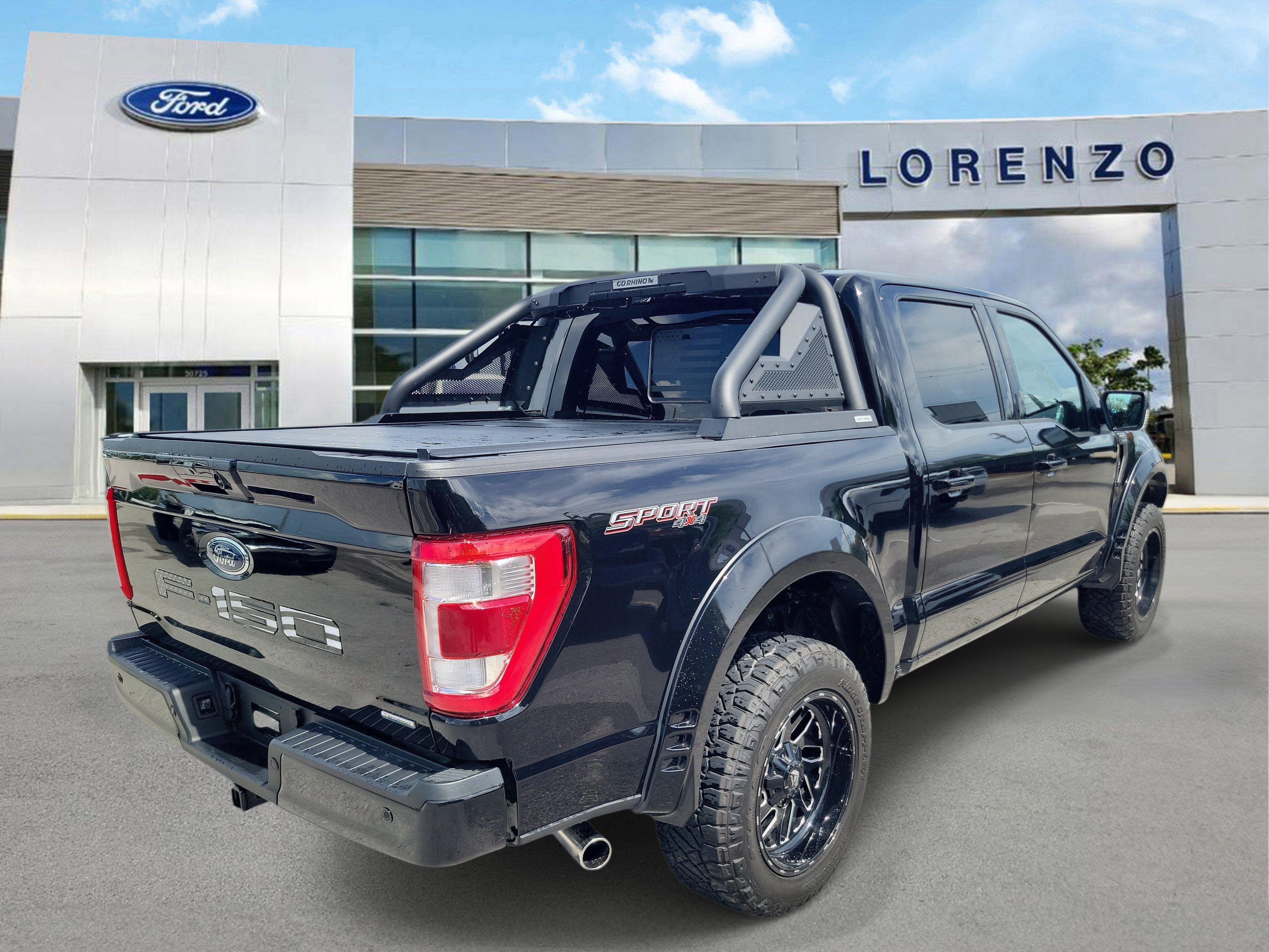 2023 Ford F-150 LARIAT 4WD