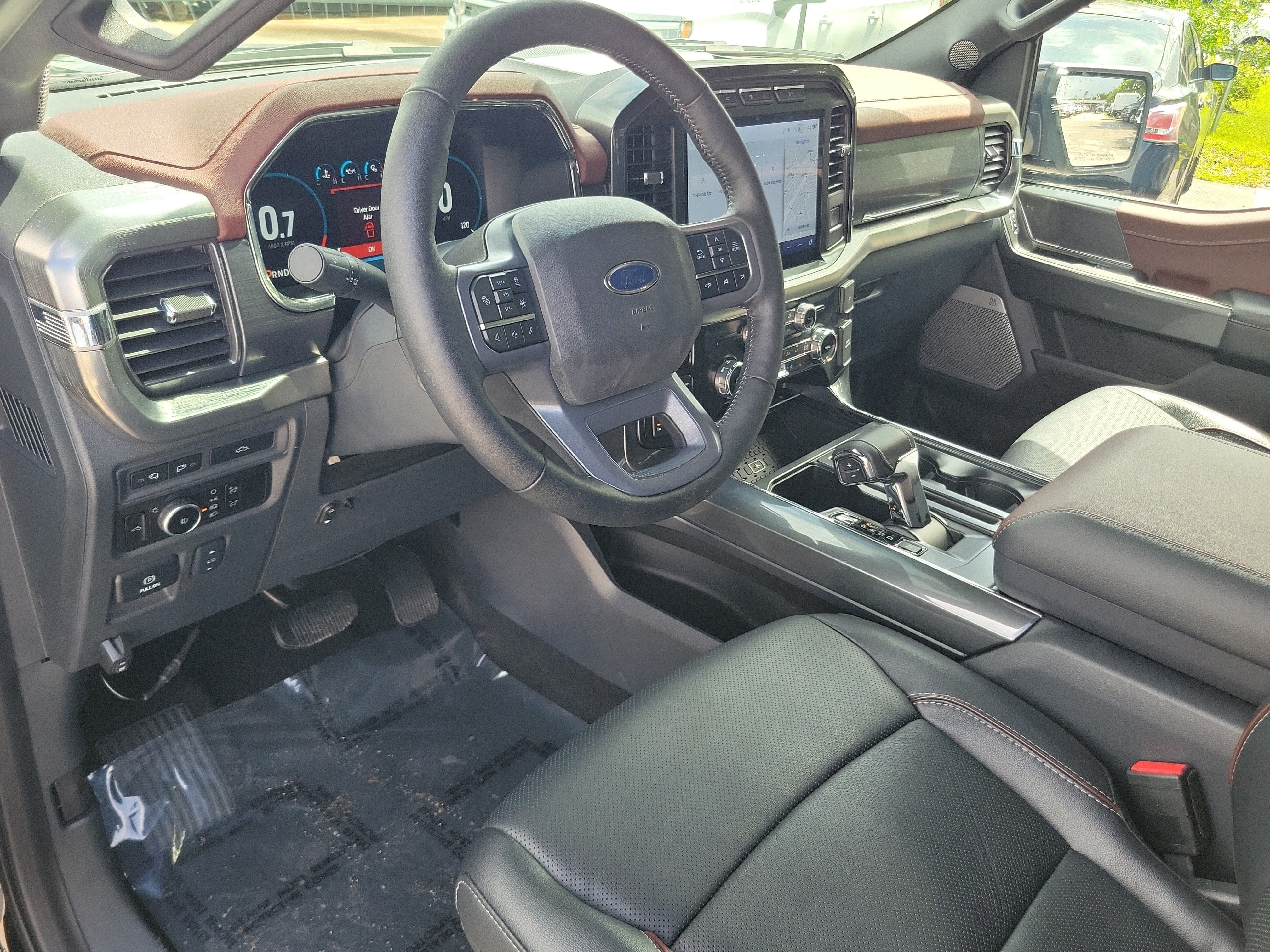 2023 Ford F-150 LARIAT 4WD