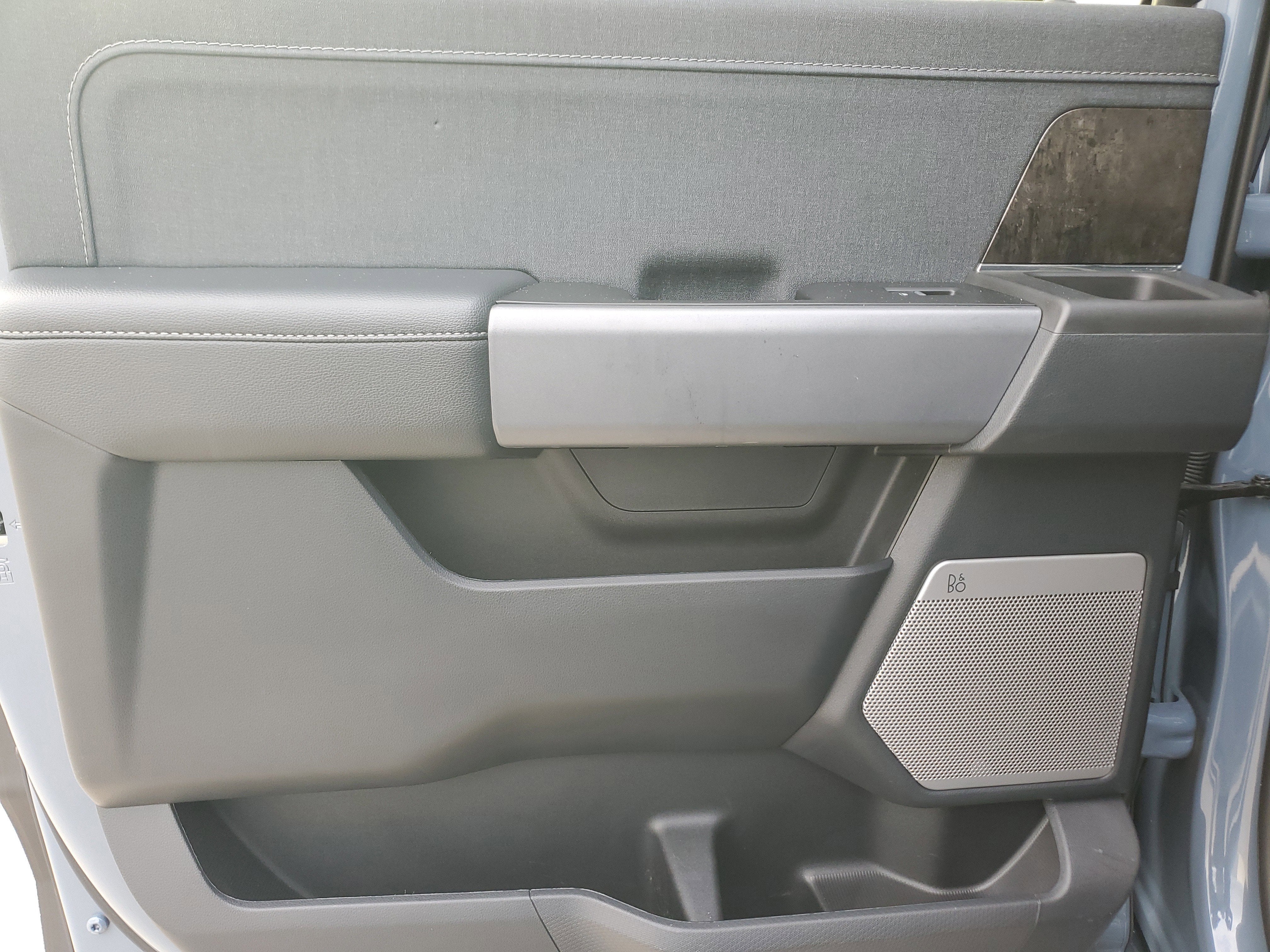 2023 Ford F-150 LARIAT 4WD