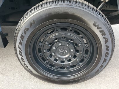 2023 Ford F-150 LARIAT 4WD