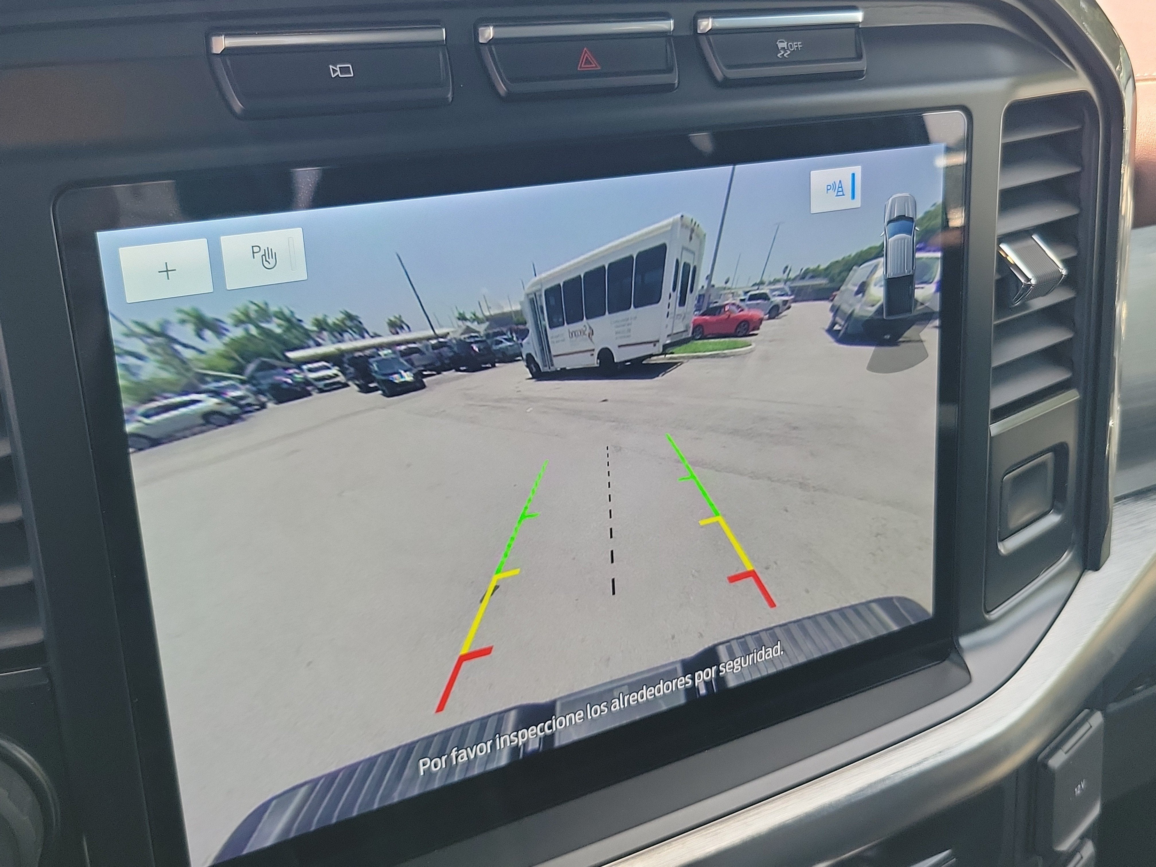 2023 Ford F-150 LARIAT 4WD