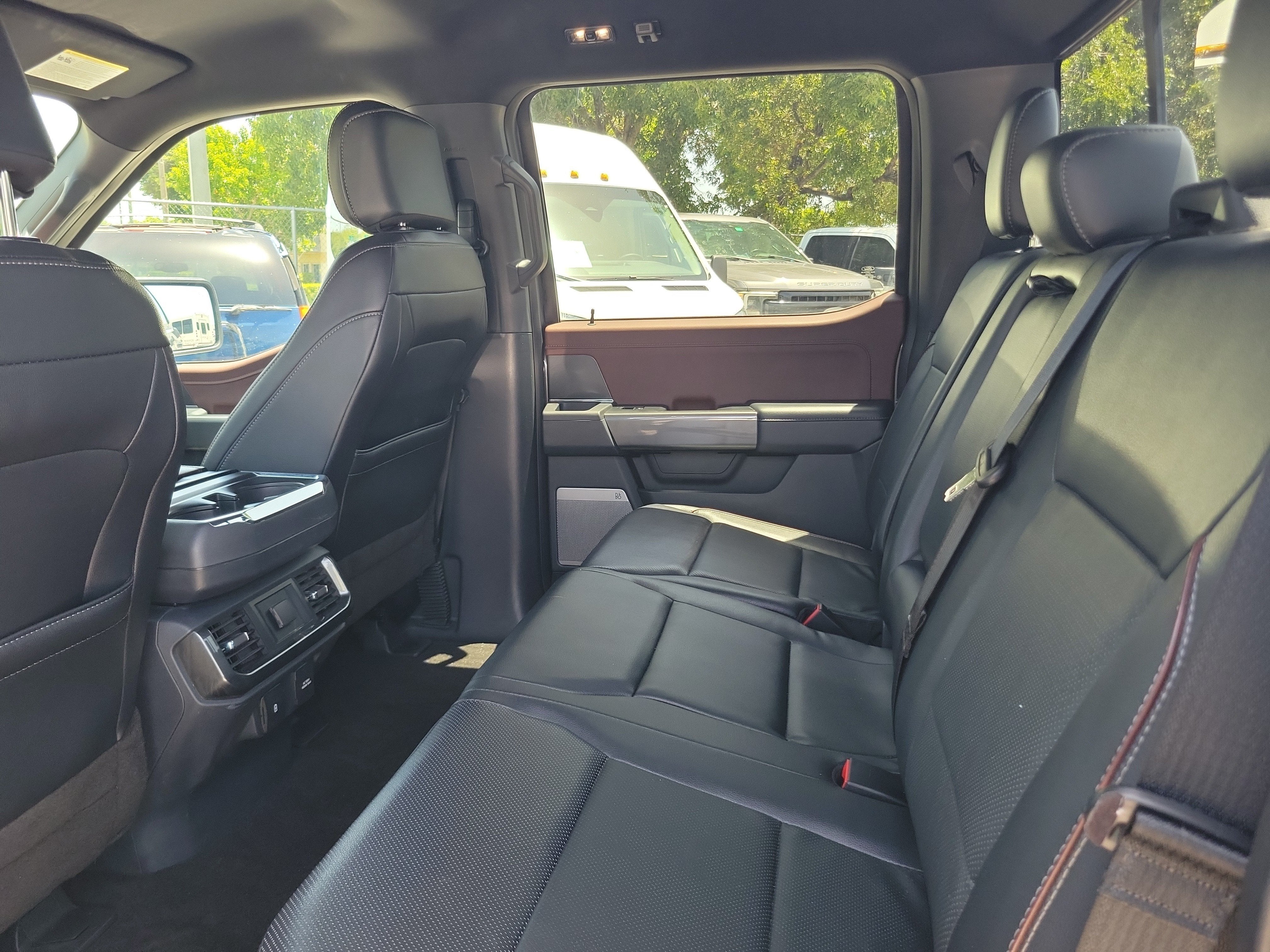 2023 Ford F-150 LARIAT 4WD