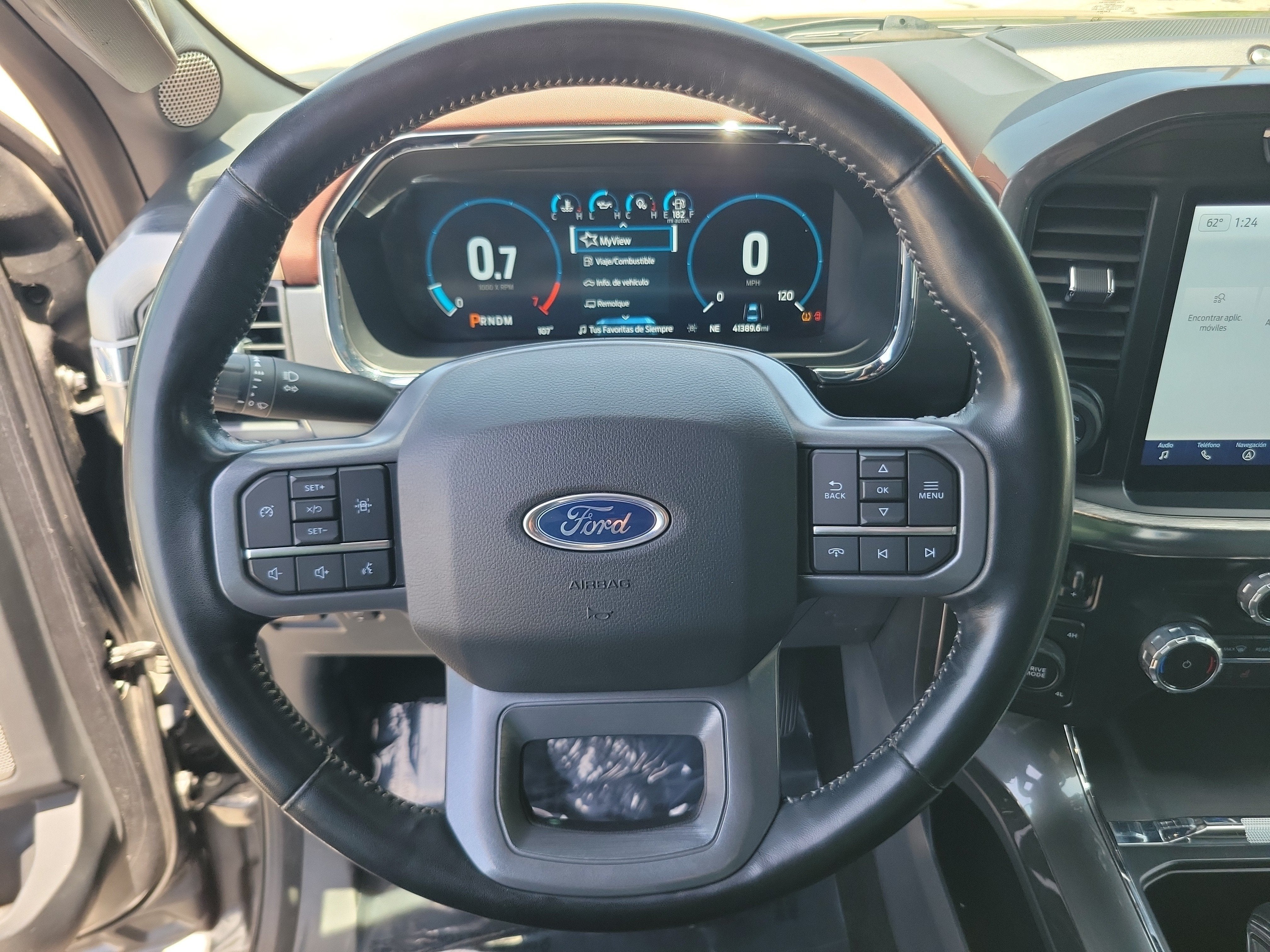 2023 Ford F-150 LARIAT 4WD