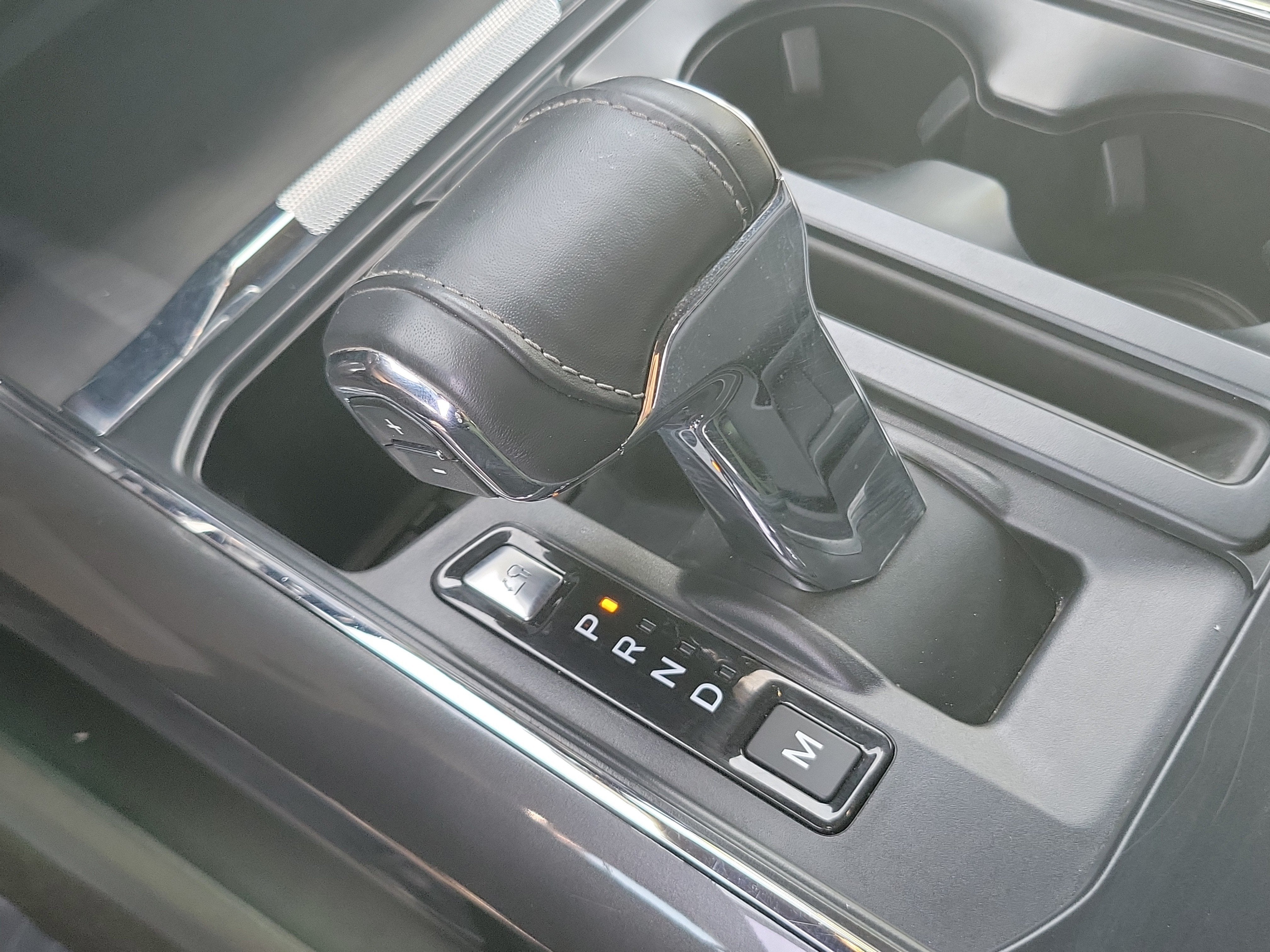 2023 Ford F-150 LARIAT 4WD