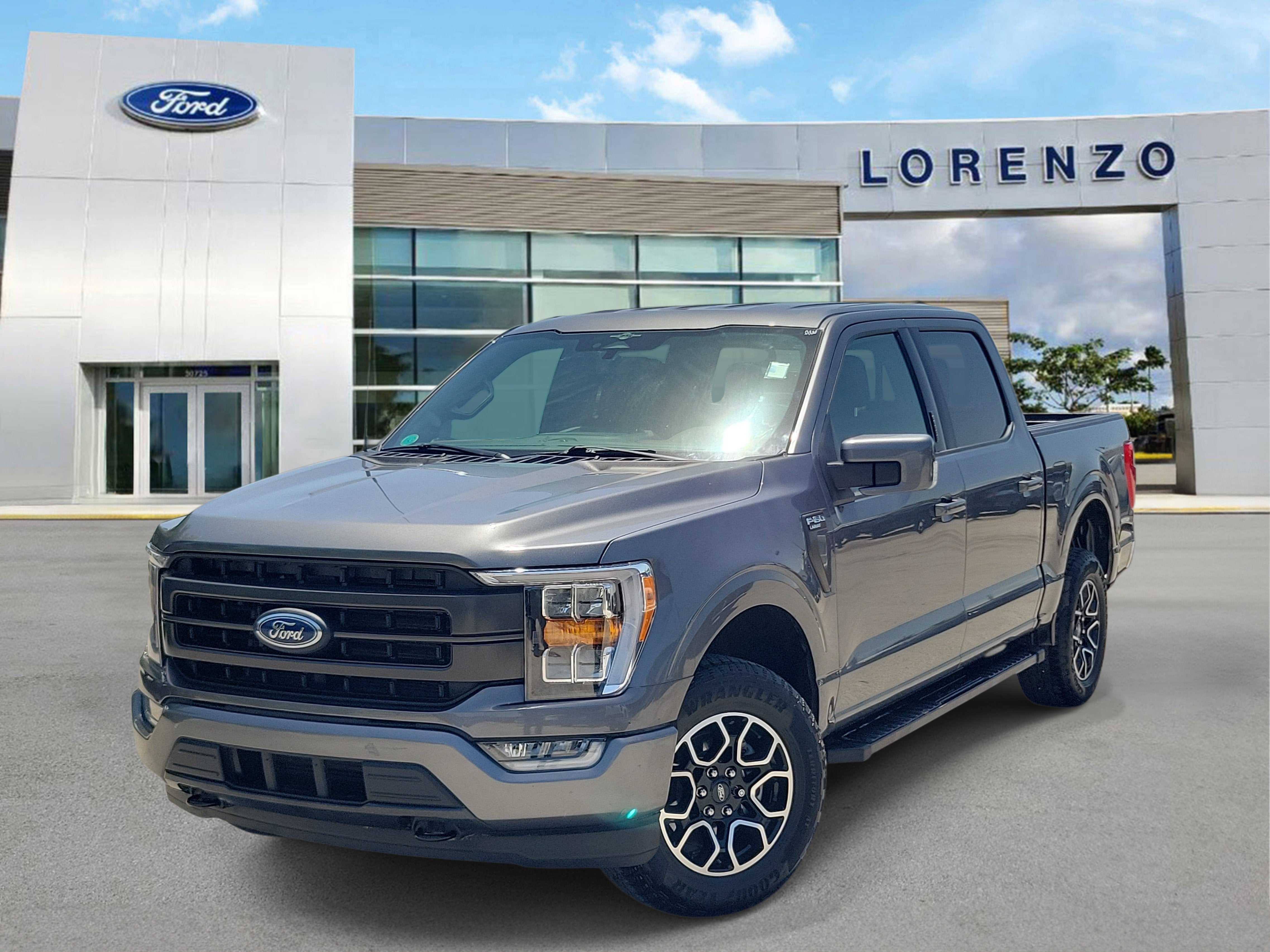 2023 Ford F-150 LARIAT 4WD