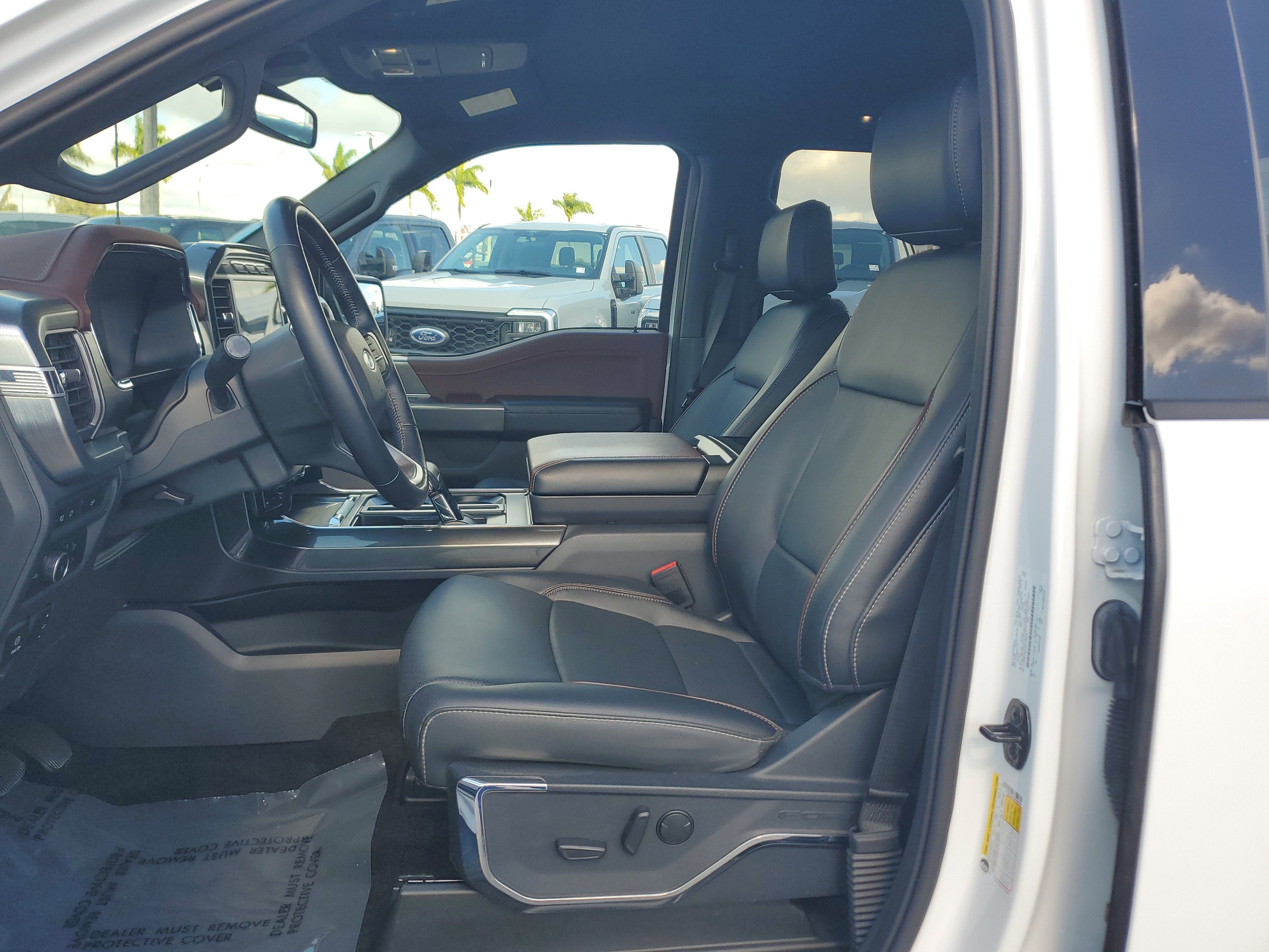 2022 Ford F-150 LARIAT 4WD