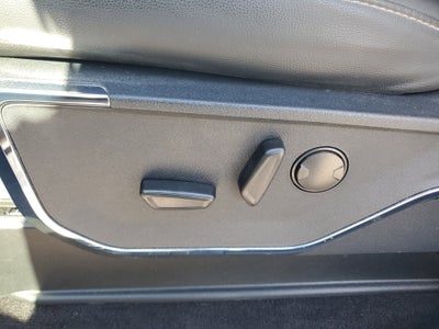 2022 Ford F-150 LARIAT 4WD