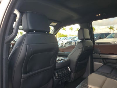 2022 Ford F-150 LARIAT 4WD