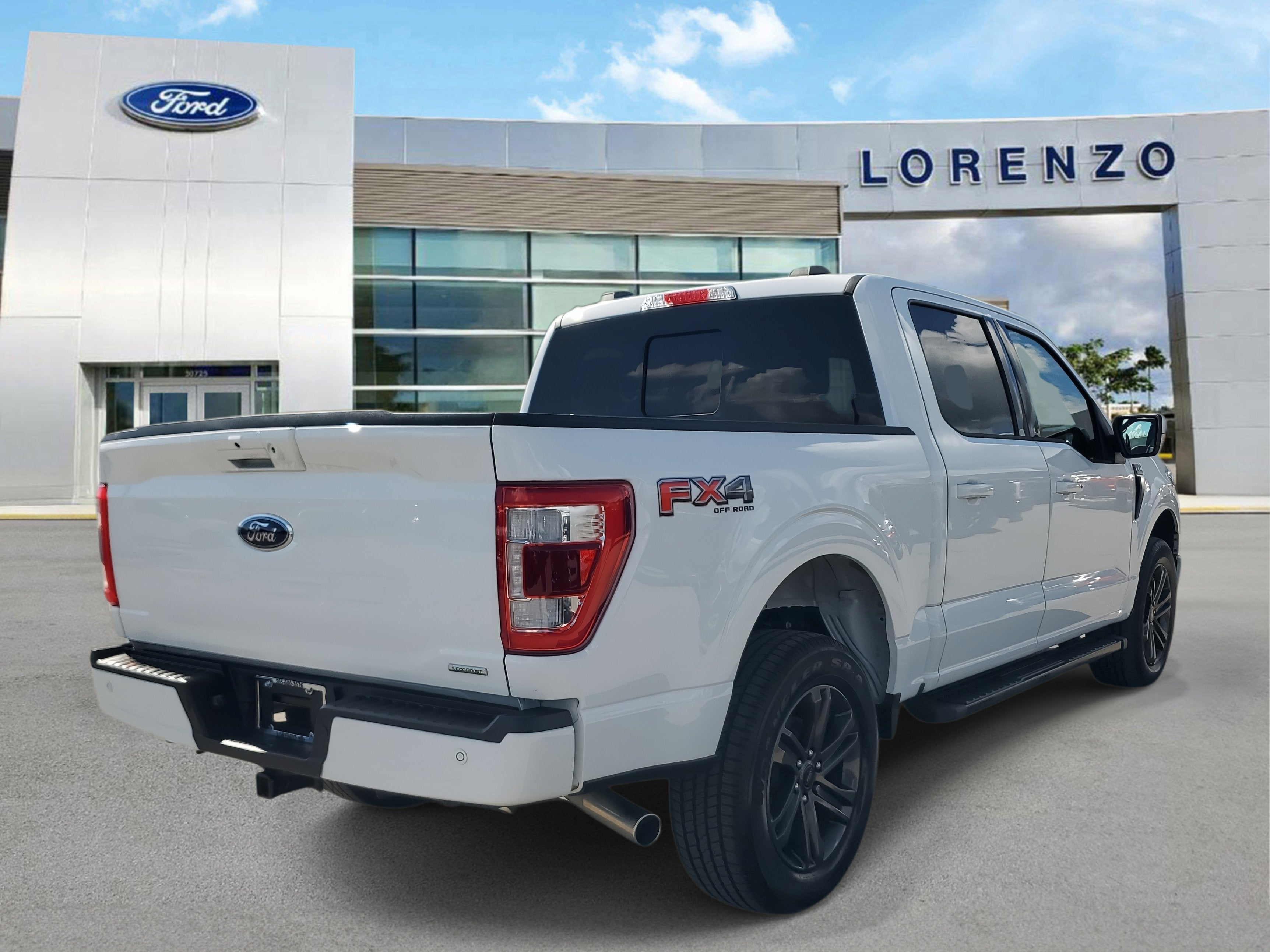 2022 Ford F-150 LARIAT 4WD