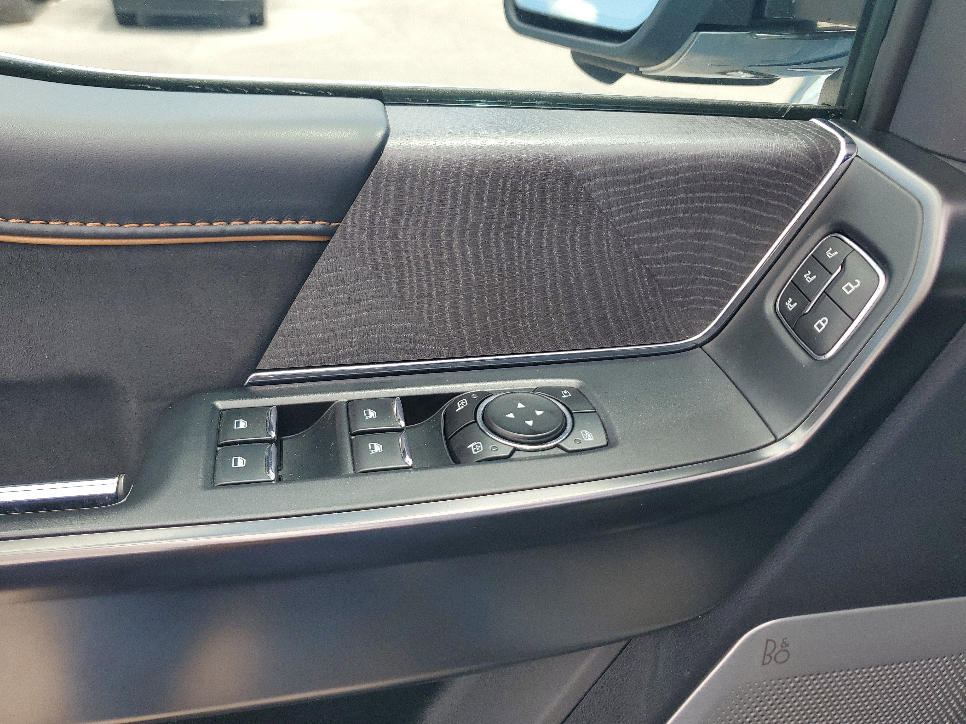 2023 Ford F-150 Platinum 4WD