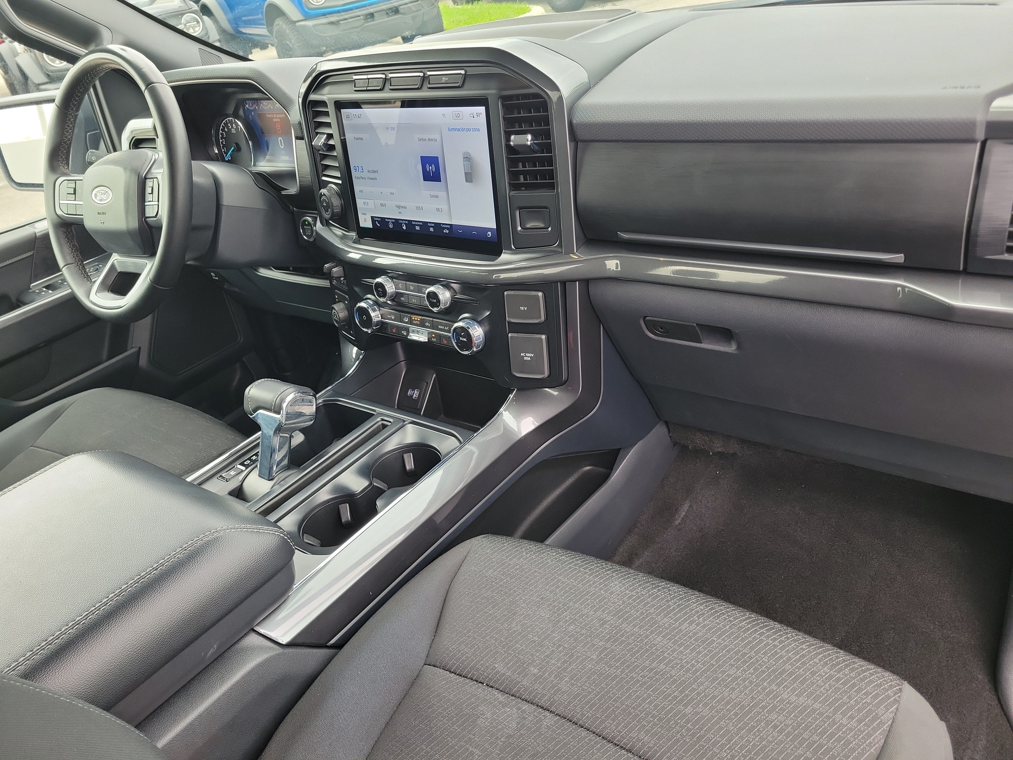 2023 Ford F-150 XLT 4WD