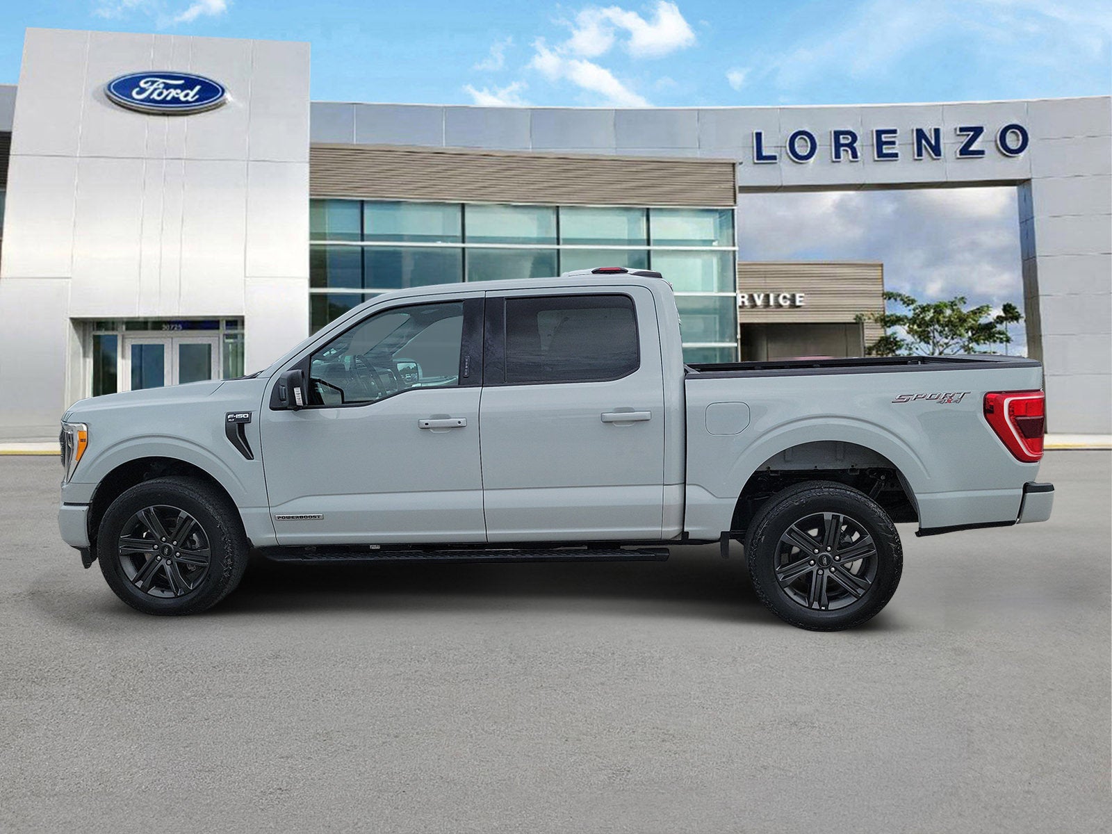 2023 Ford F-150 XLT 4WD