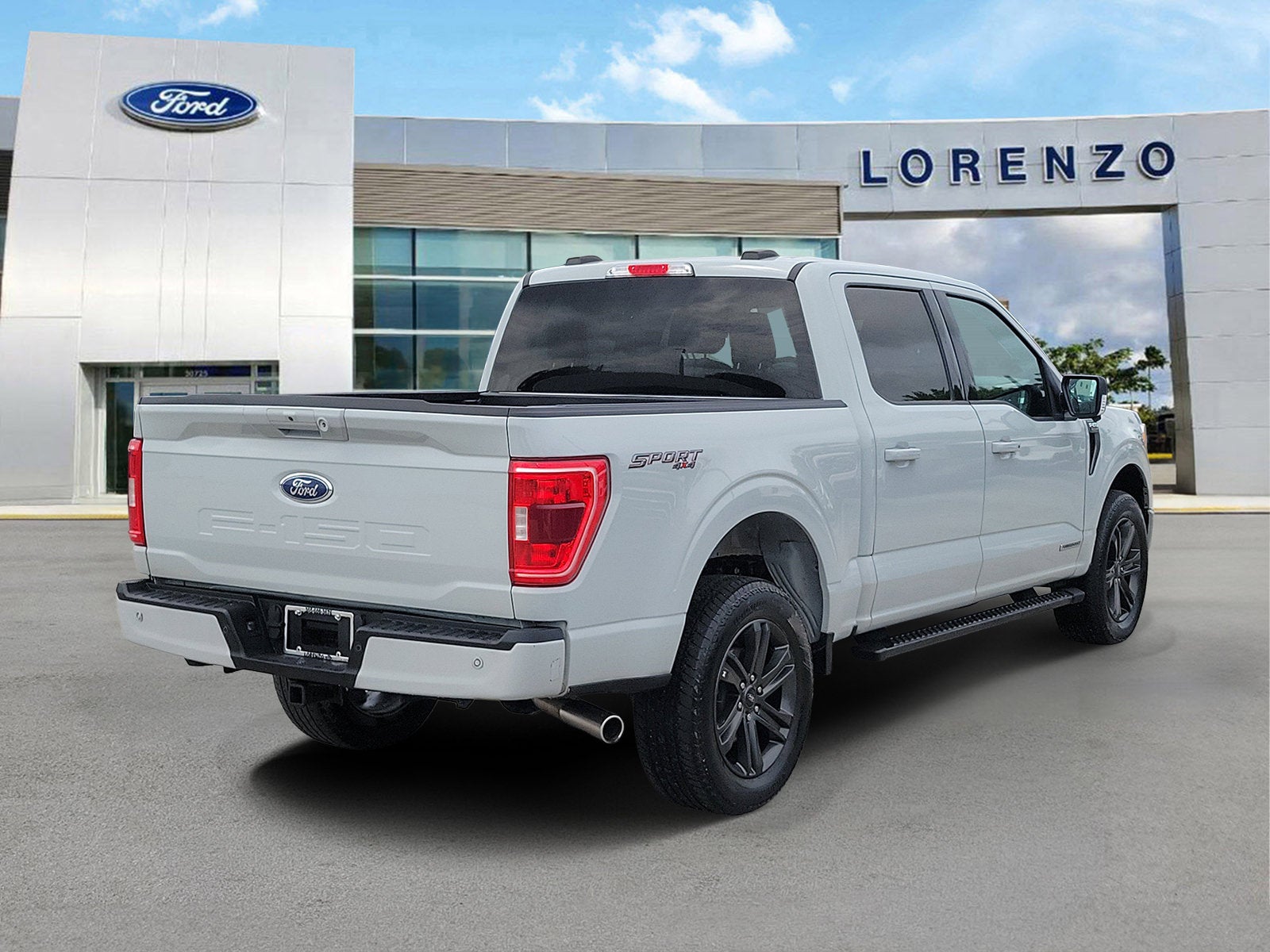 2023 Ford F-150 XLT 4WD