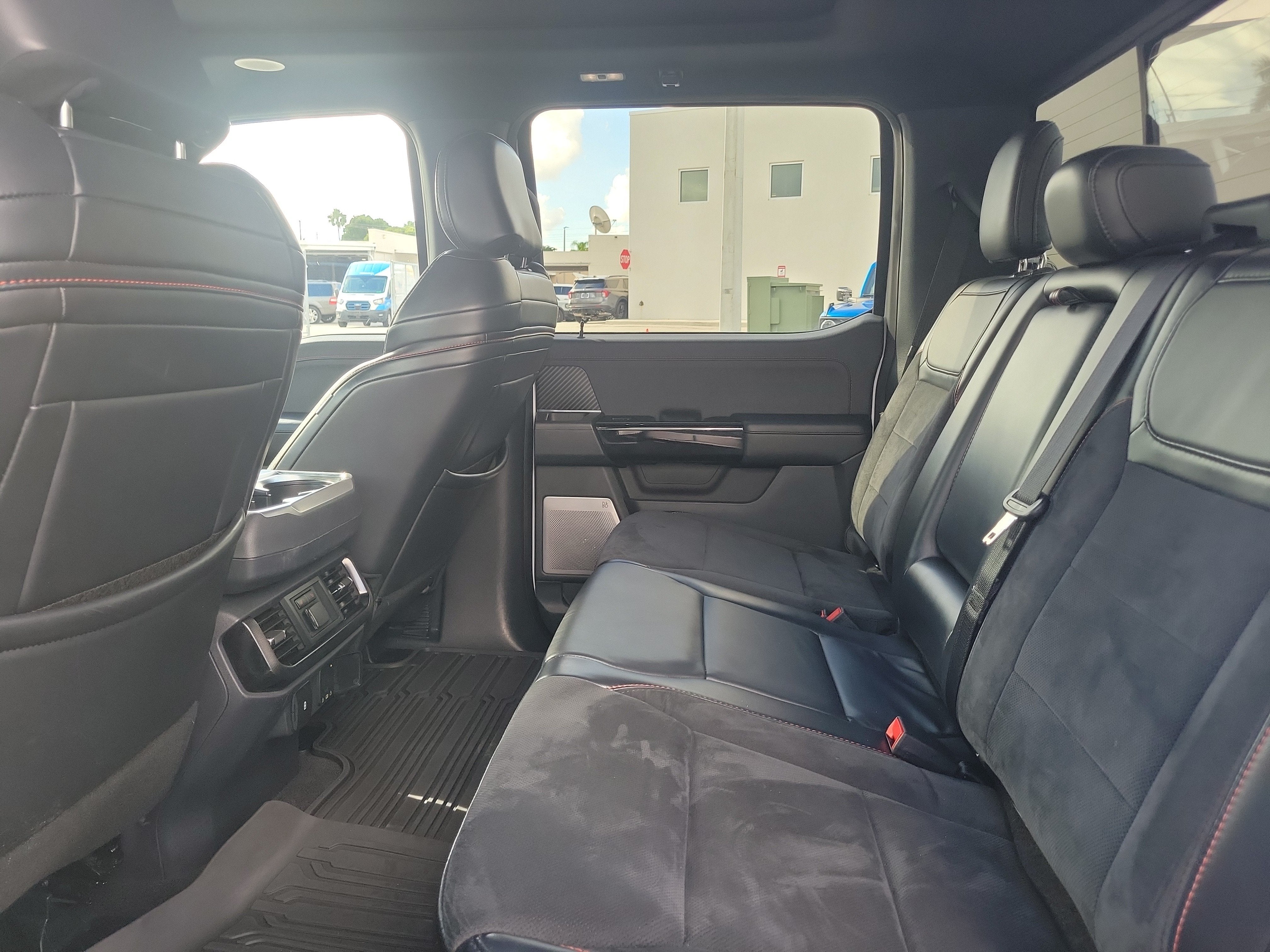 2023 Ford F-150 Raptor 4WD