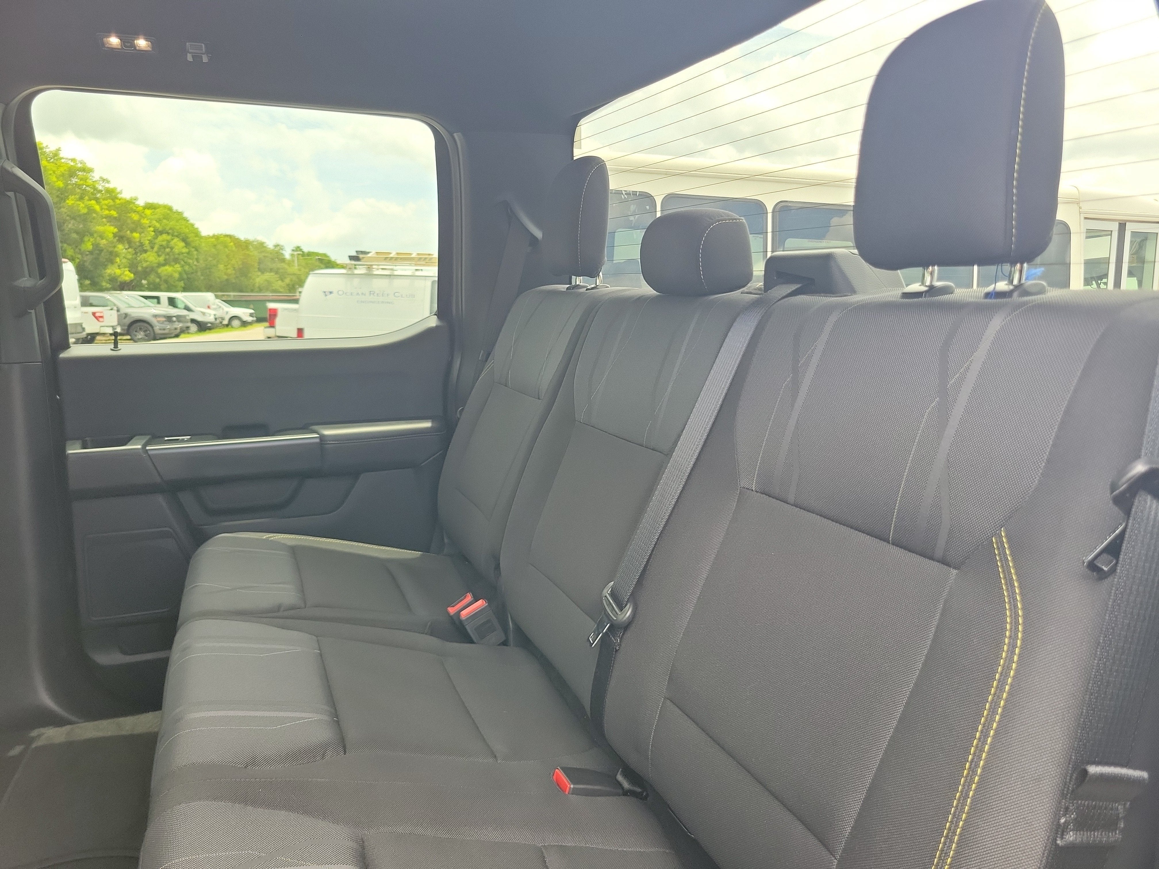 2025 Ford F-150 STX 4WD