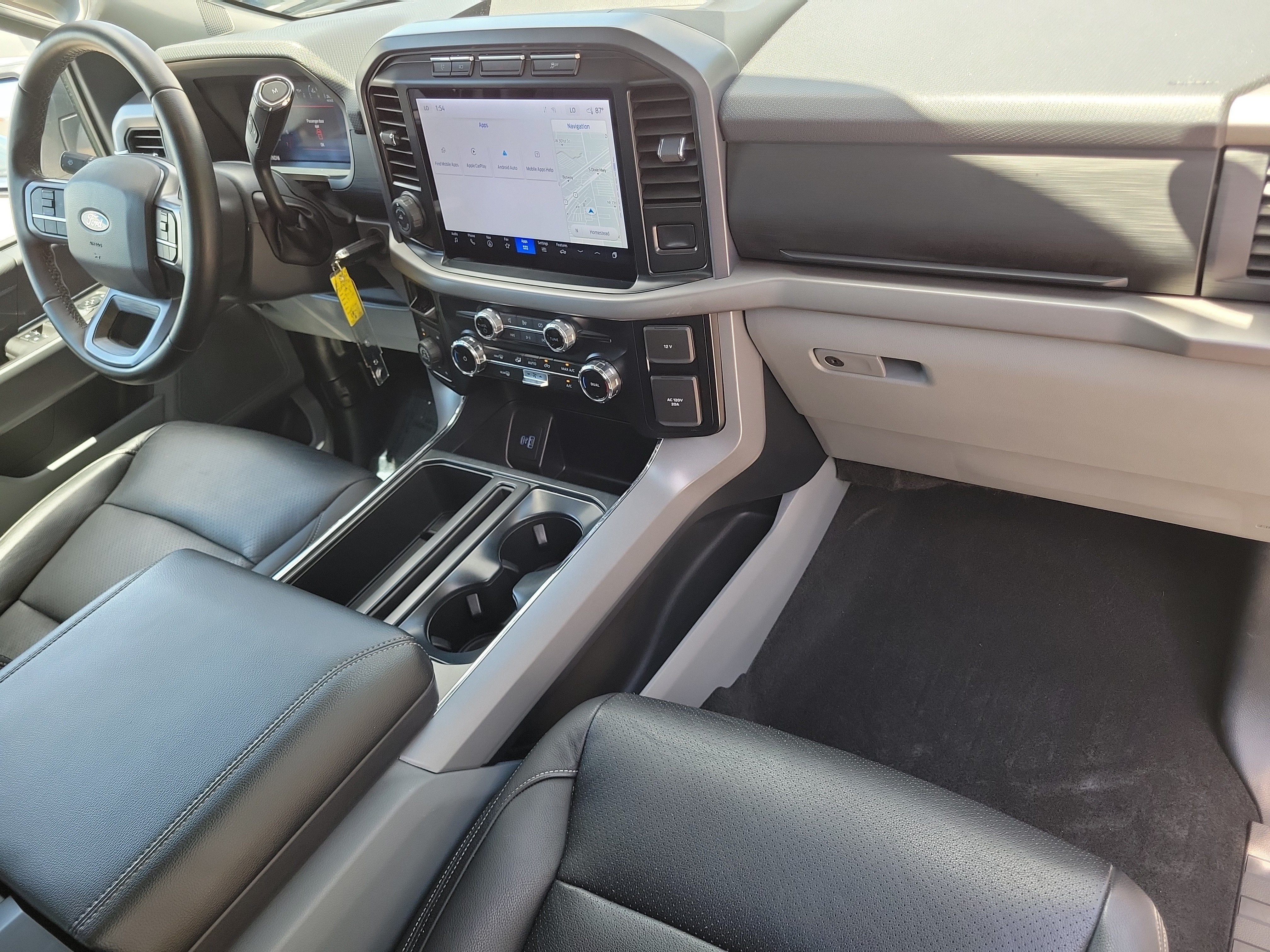 2024 Ford F-150 XLT 4WD