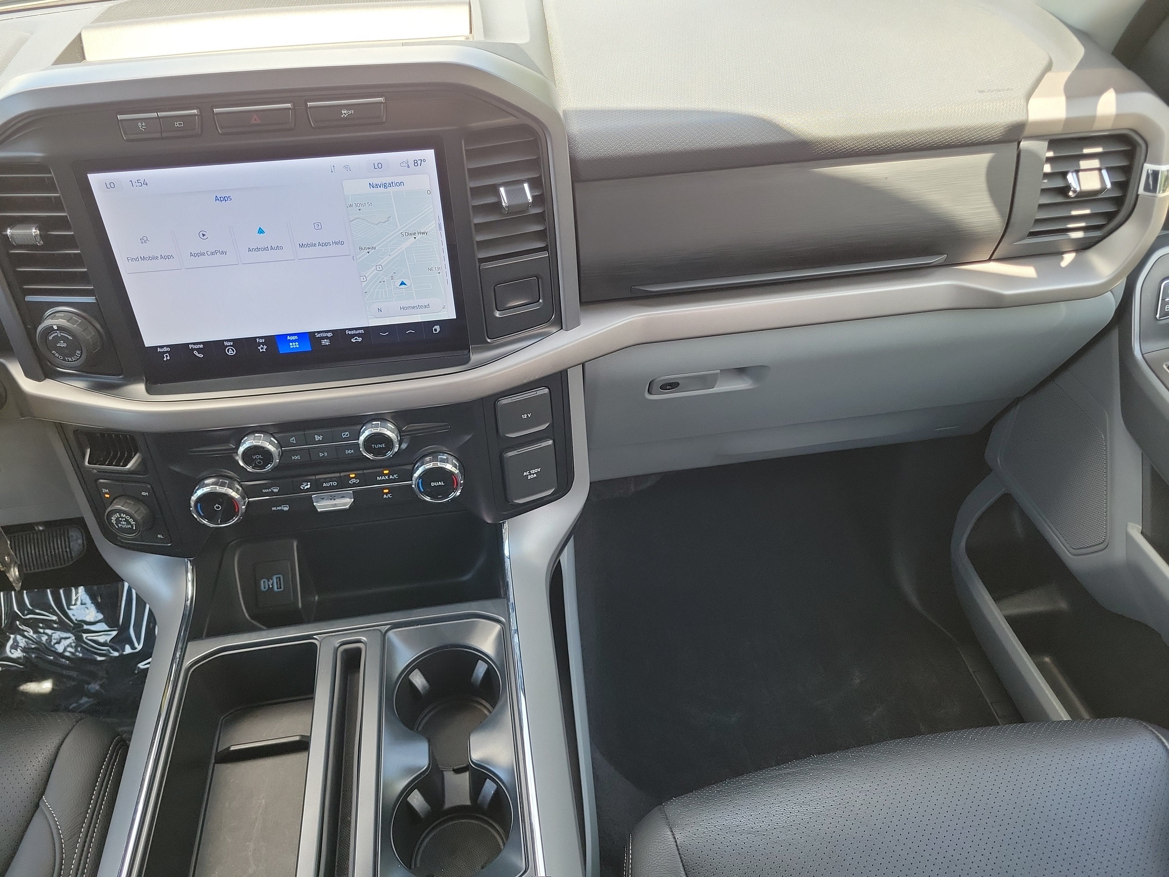 2024 Ford F-150 XLT 4WD