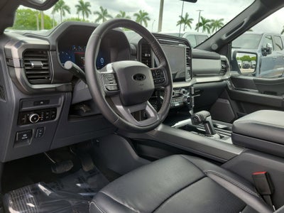 2025 Ford F-150 LARIAT 4WD