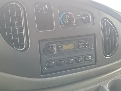 2005 Ford Econoline Cargo Van Base