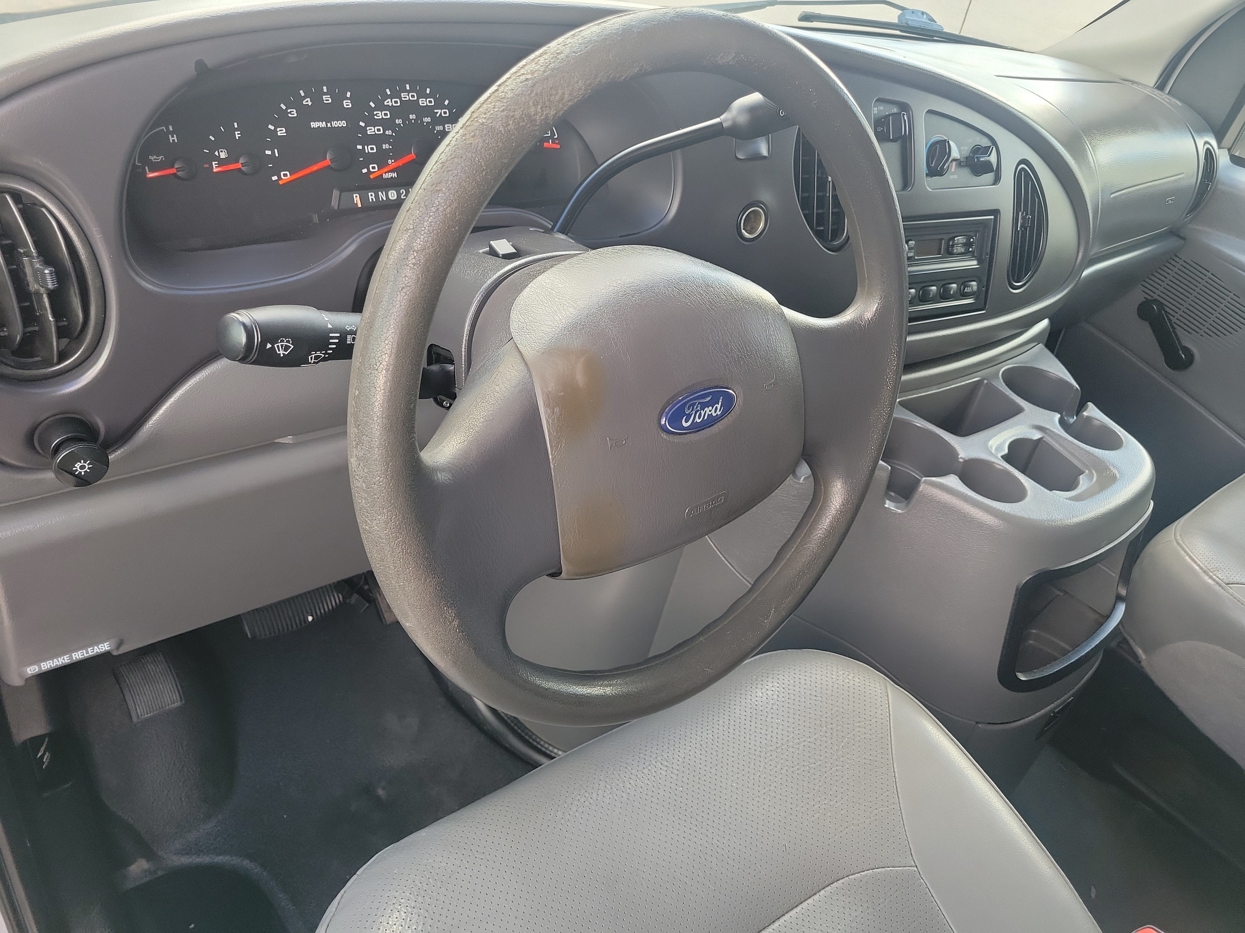2005 Ford Econoline Cargo Van Base