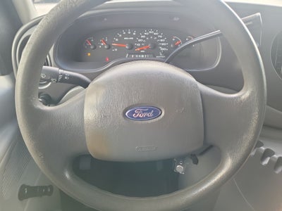 2005 Ford Econoline Cargo Van Base