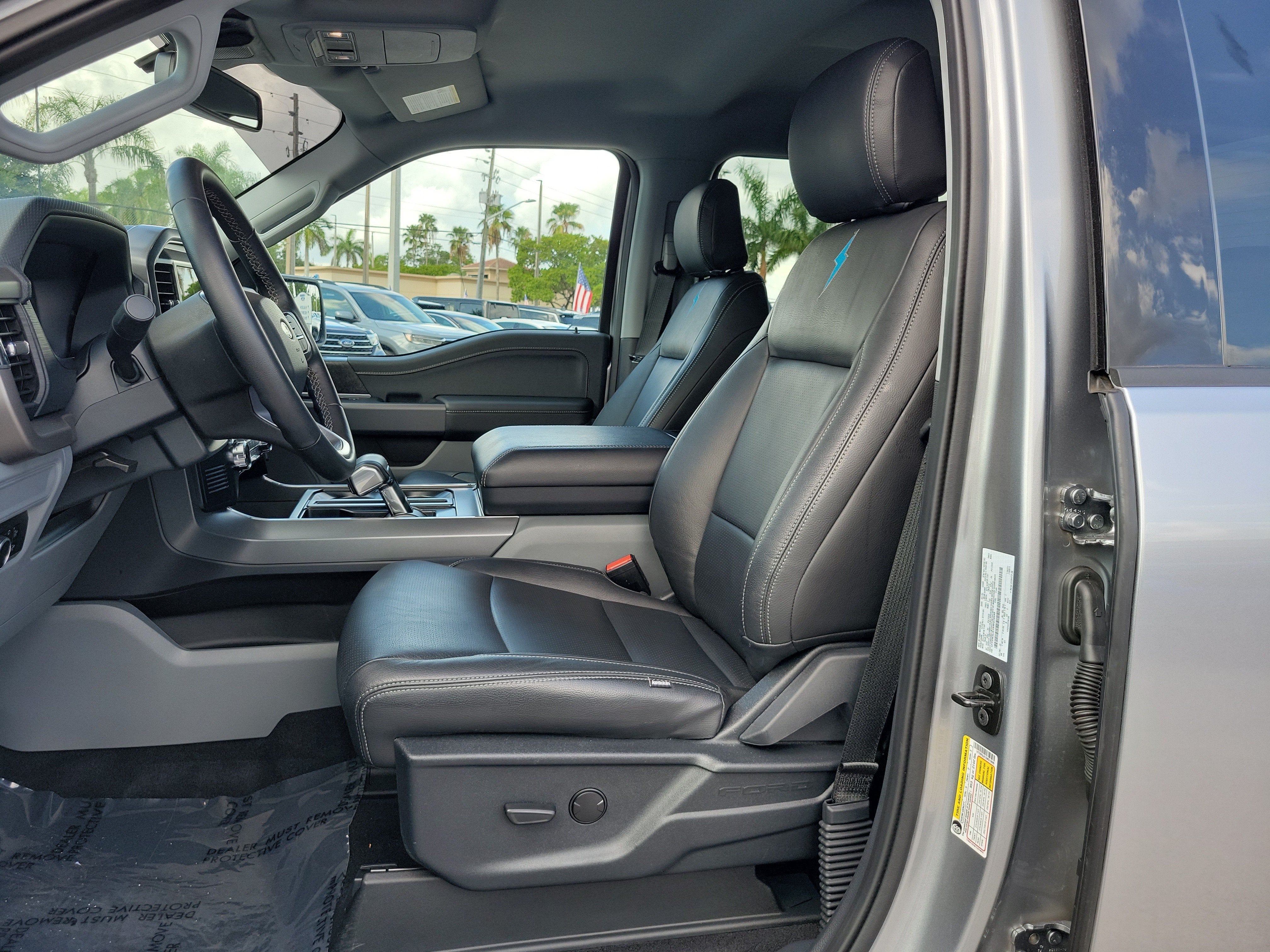 2025 Ford F-150 Lightning XLT