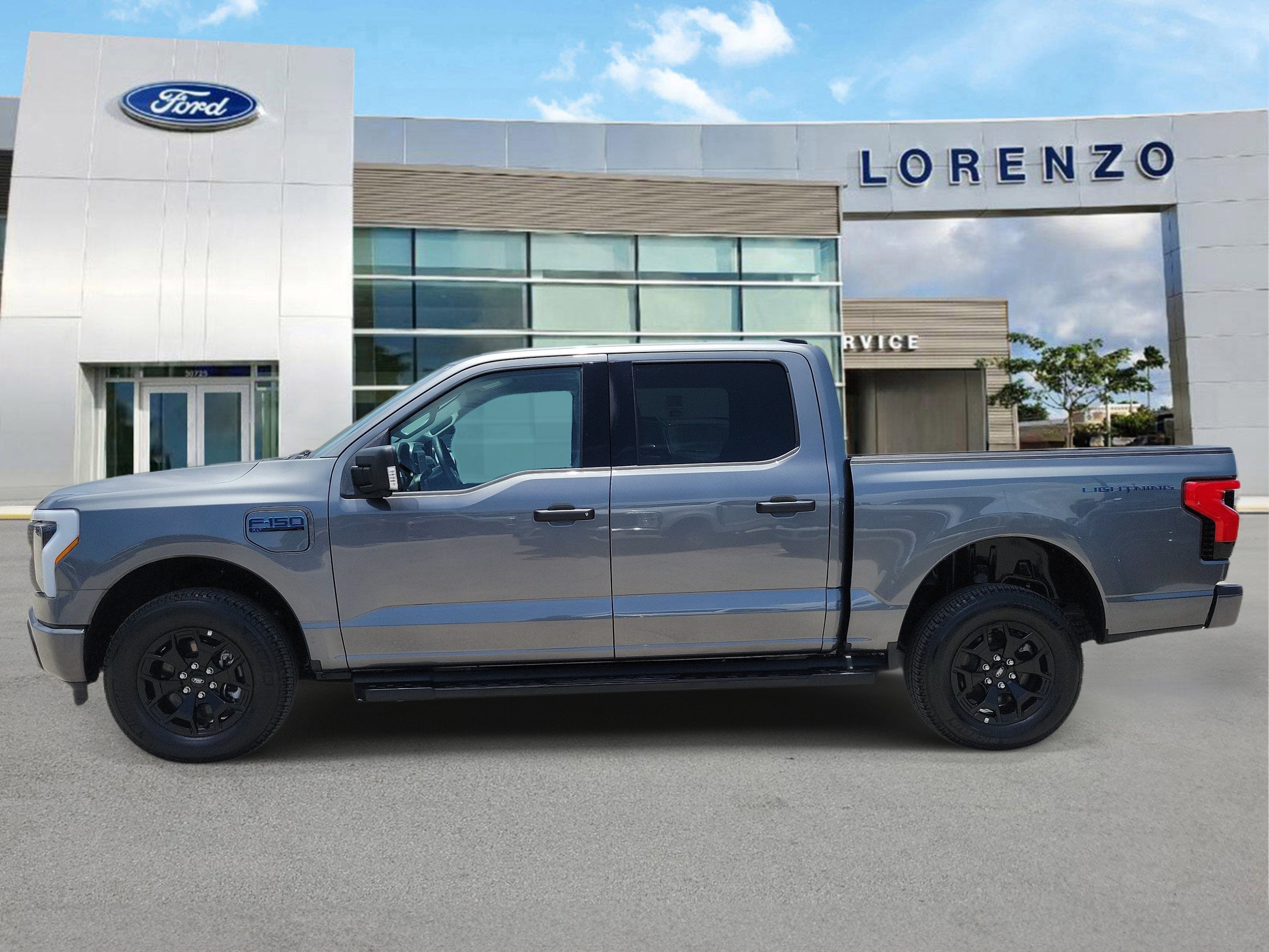 2025 Ford F-150 Lightning XLT