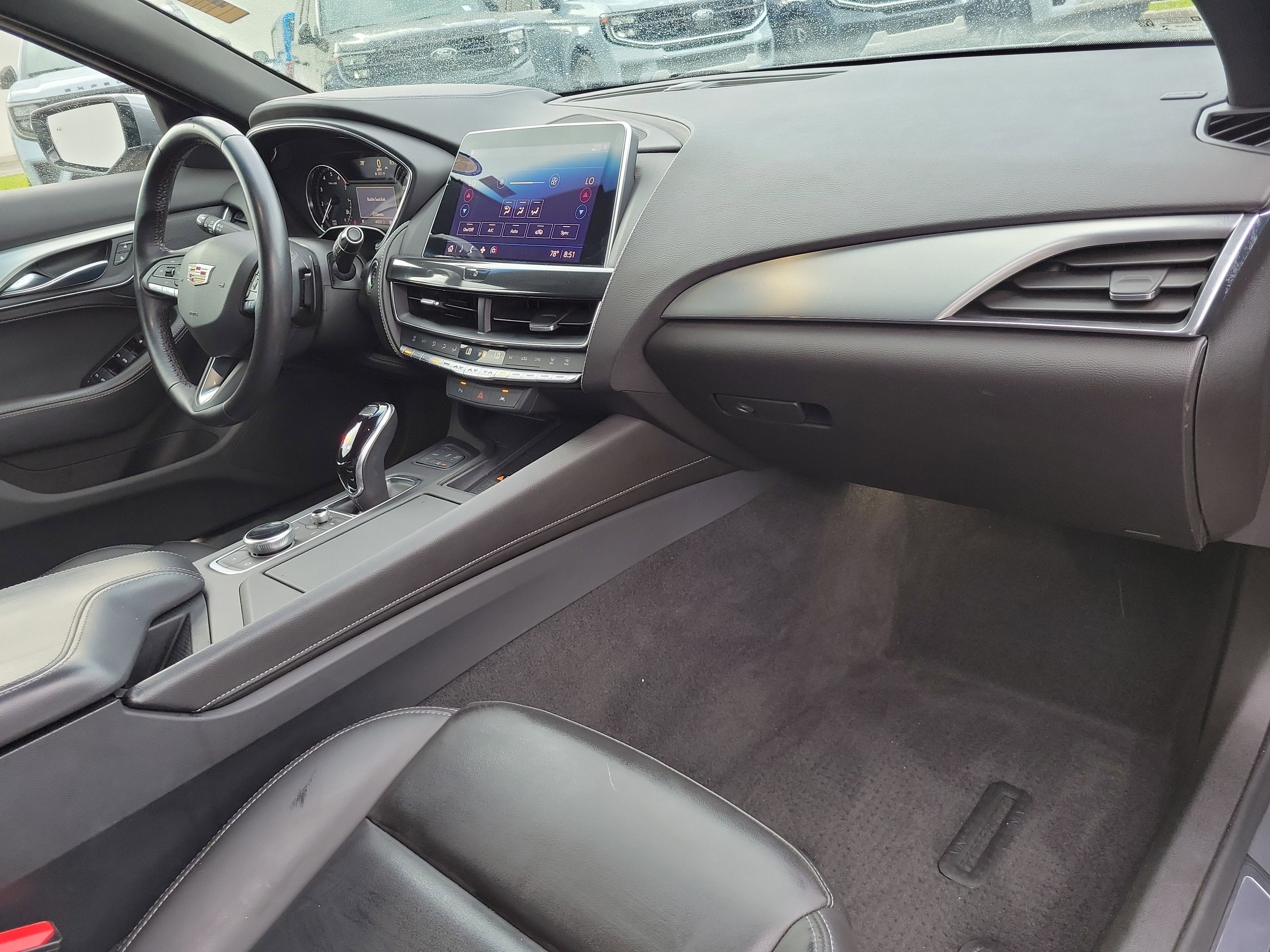 2022 Cadillac CT5 Luxury