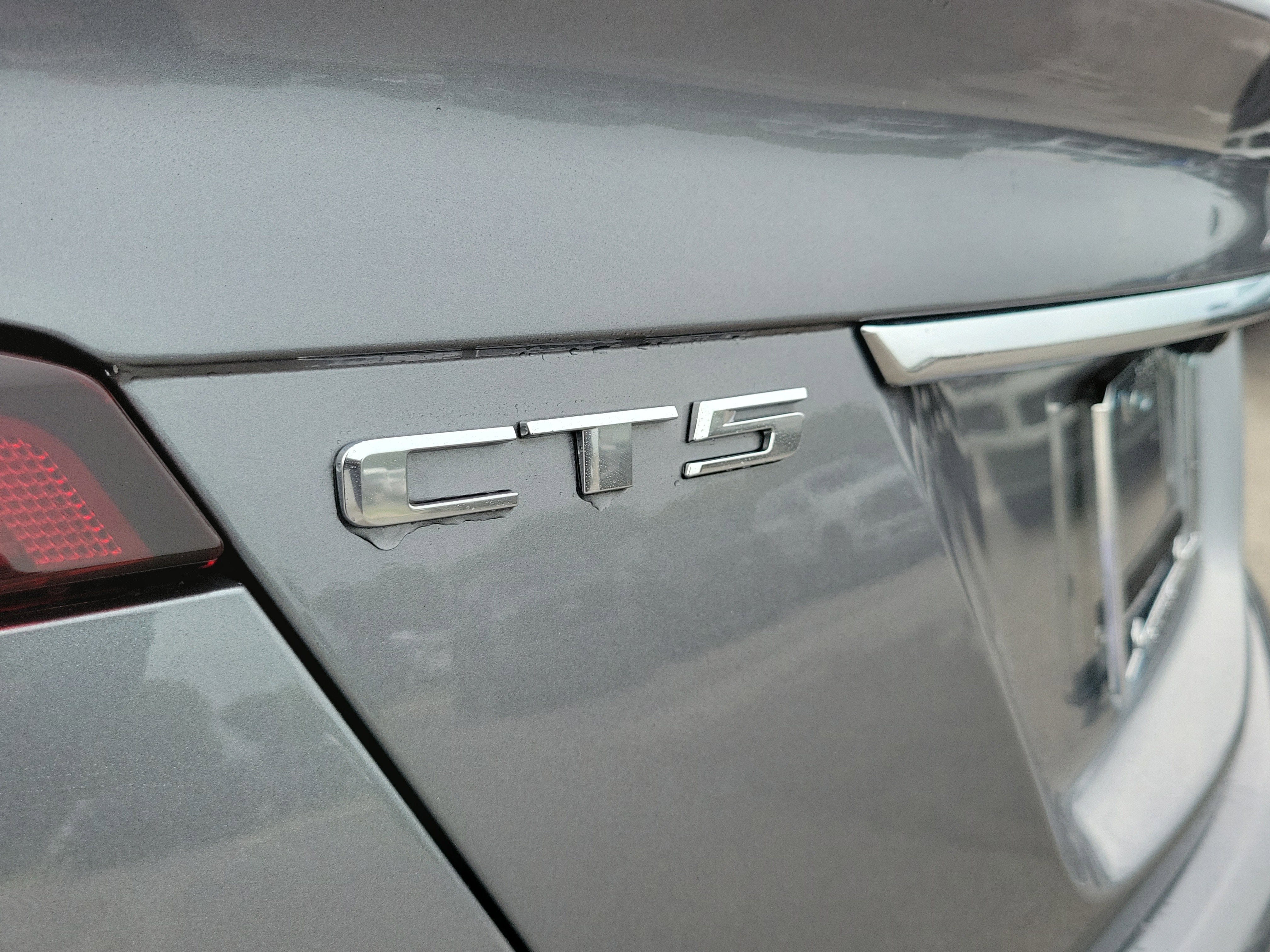 2022 Cadillac CT5 Luxury