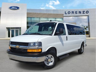 2025 Chevrolet Express Passenger LT