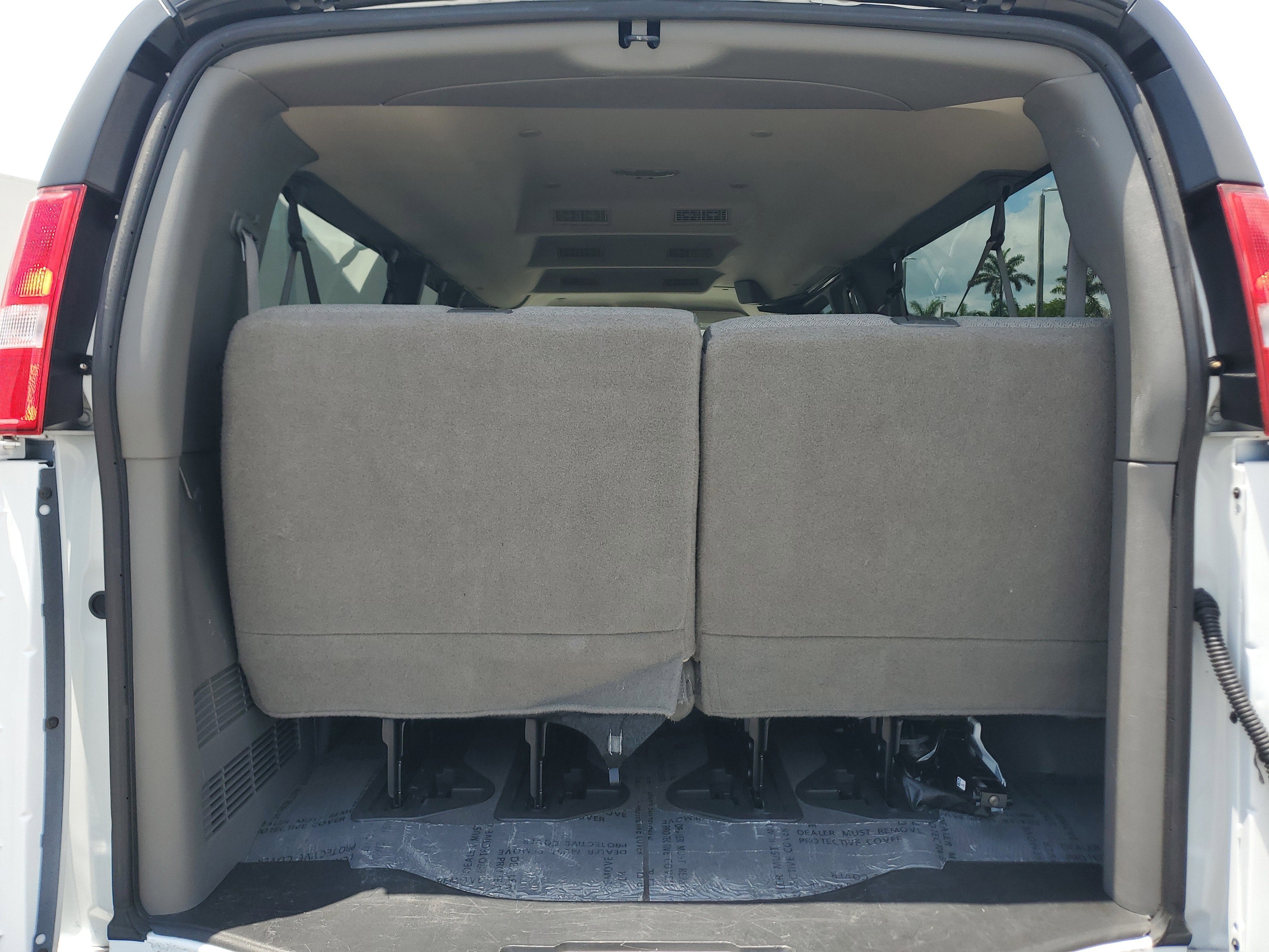 2025 Chevrolet Express Passenger LT