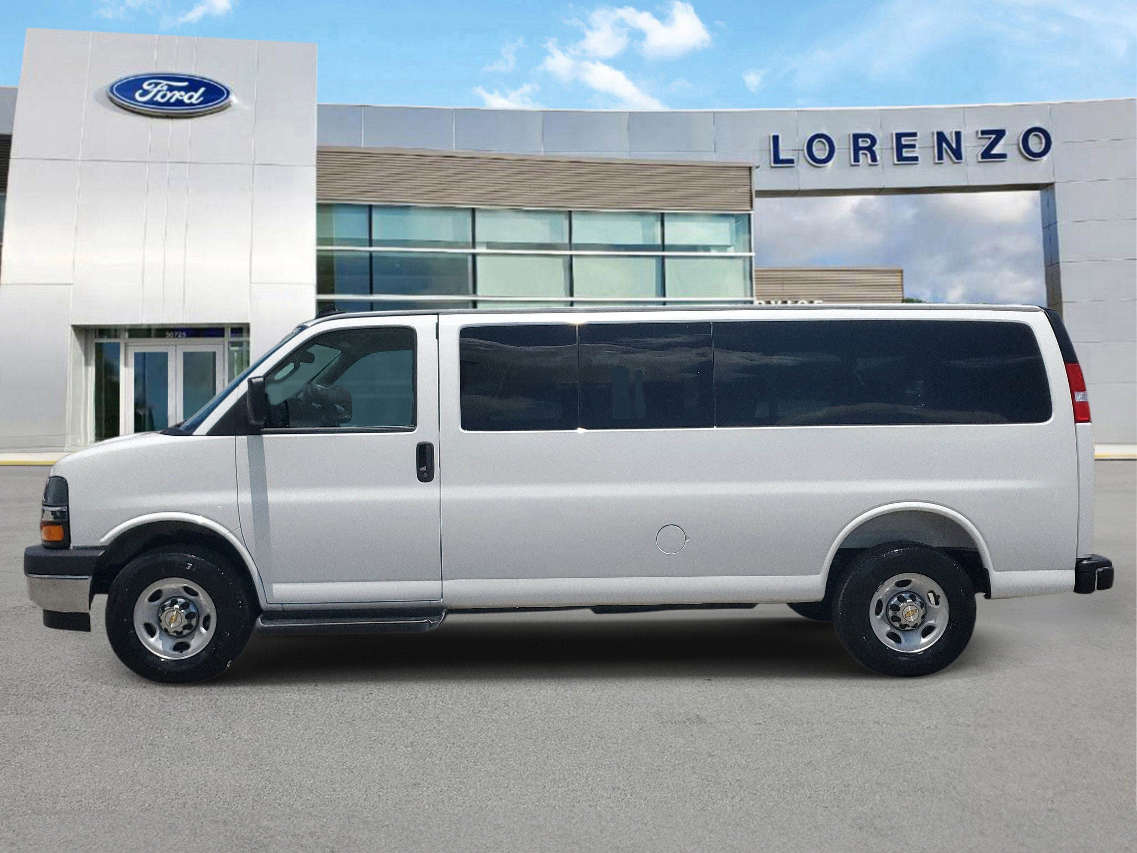 2025 Chevrolet Express Passenger LT