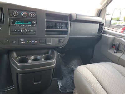2025 Chevrolet Express Passenger LT