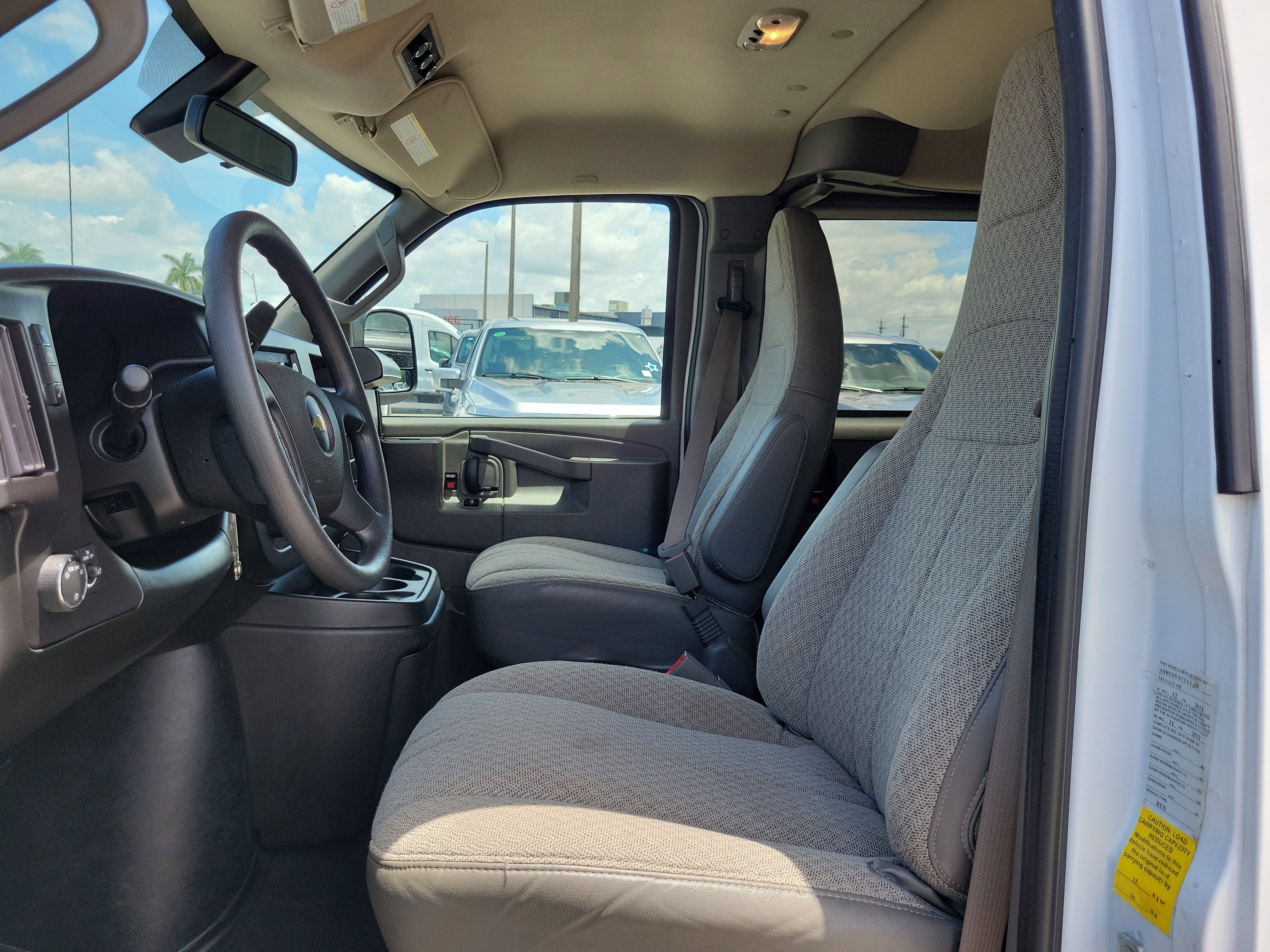 2023 Chevrolet Express Passenger LT