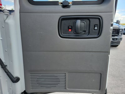 2023 Chevrolet Express Passenger LT
