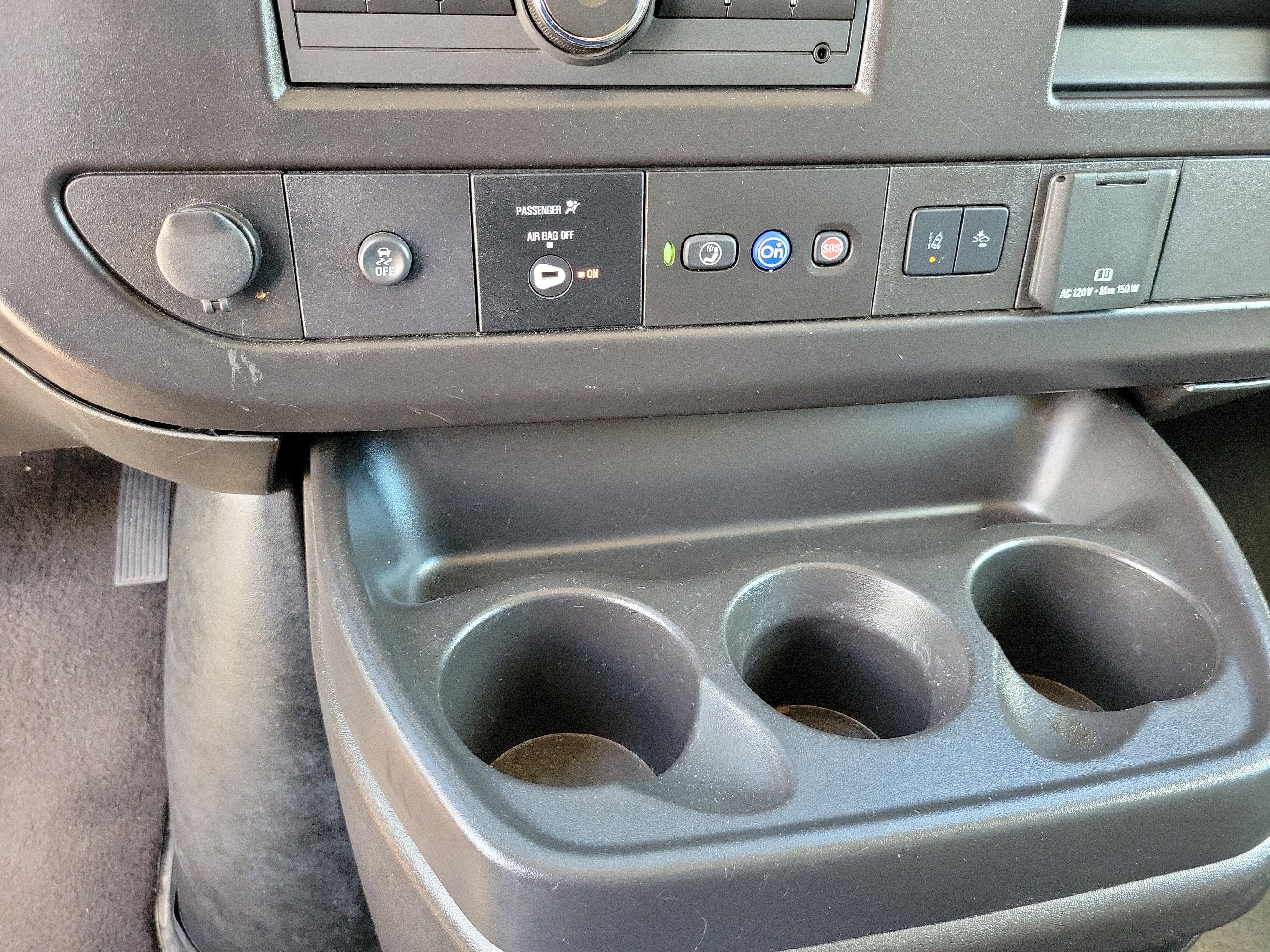 2023 Chevrolet Express Passenger LT