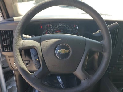 2025 Chevrolet Express Passenger LT